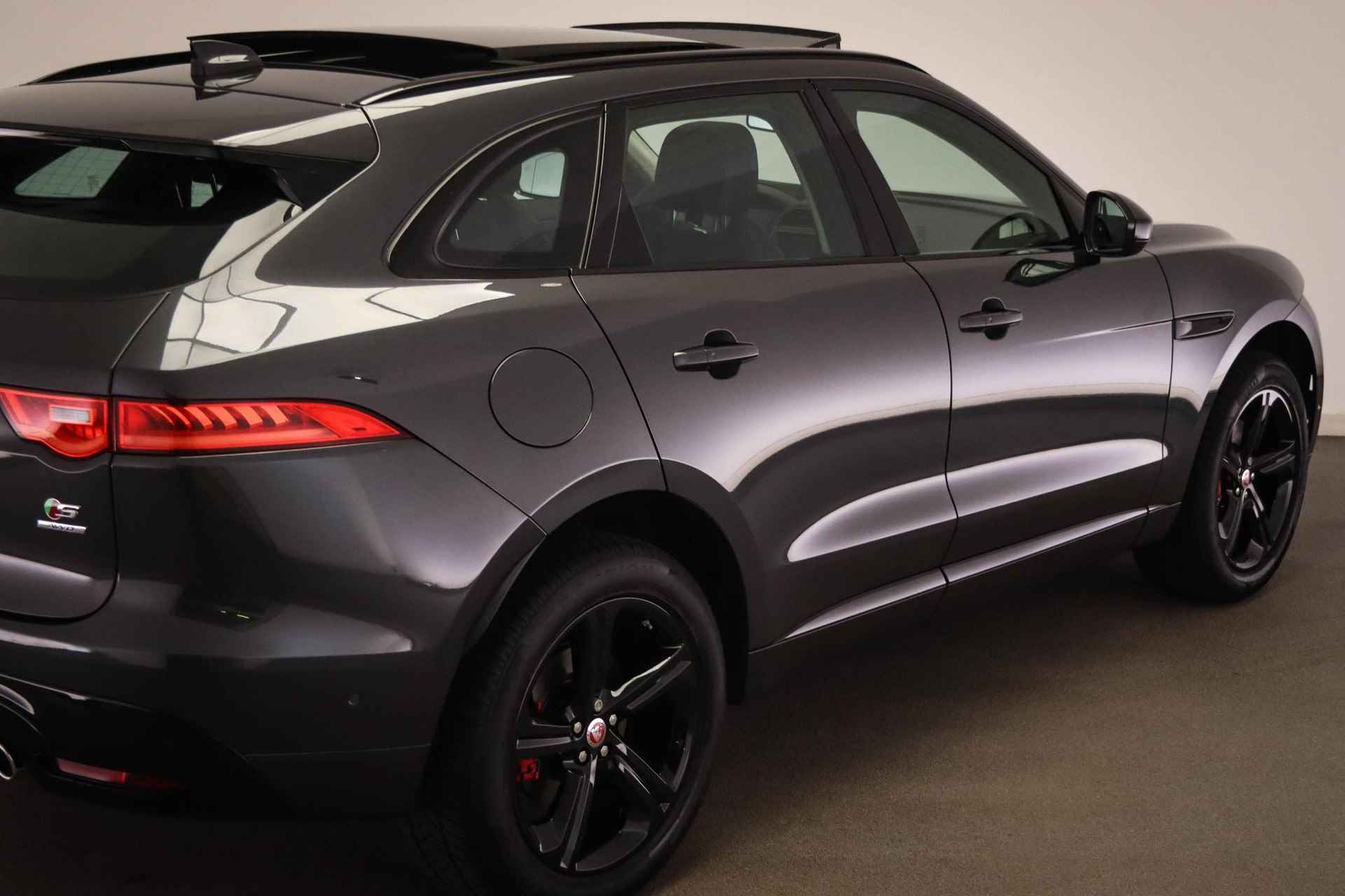 Jaguar F-Pace 3.0 S/C S AWD 35t Black Pack S | PANORAMADAK | HEAD UP | 360° PDC | TREKHAAK - 22/61