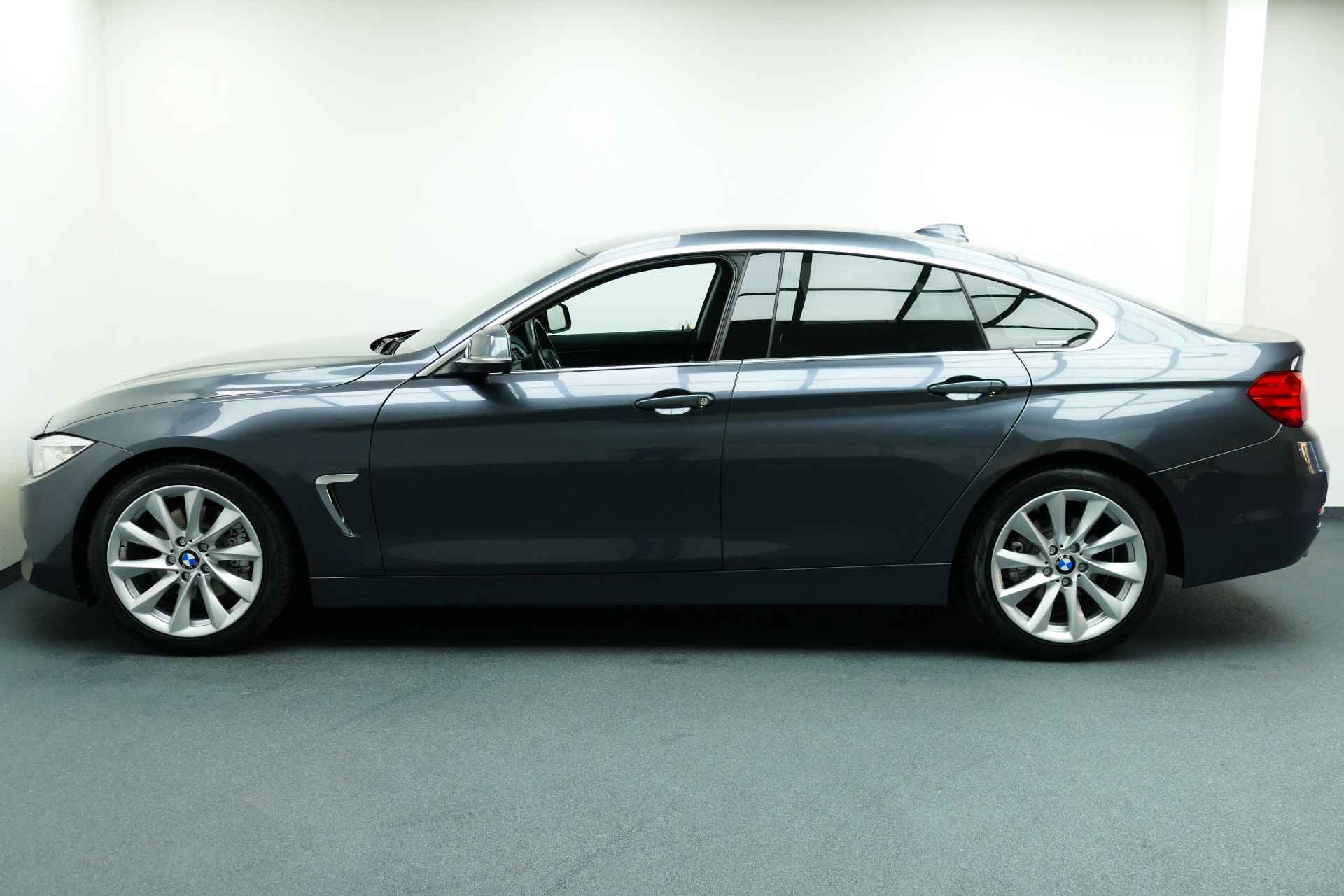 BMW 4 Serie Gran Coupé 428i 245PK High Executive. Leer, Stoelverw, Xenon/Led, 18"LMV, PDC V+A - 12/42