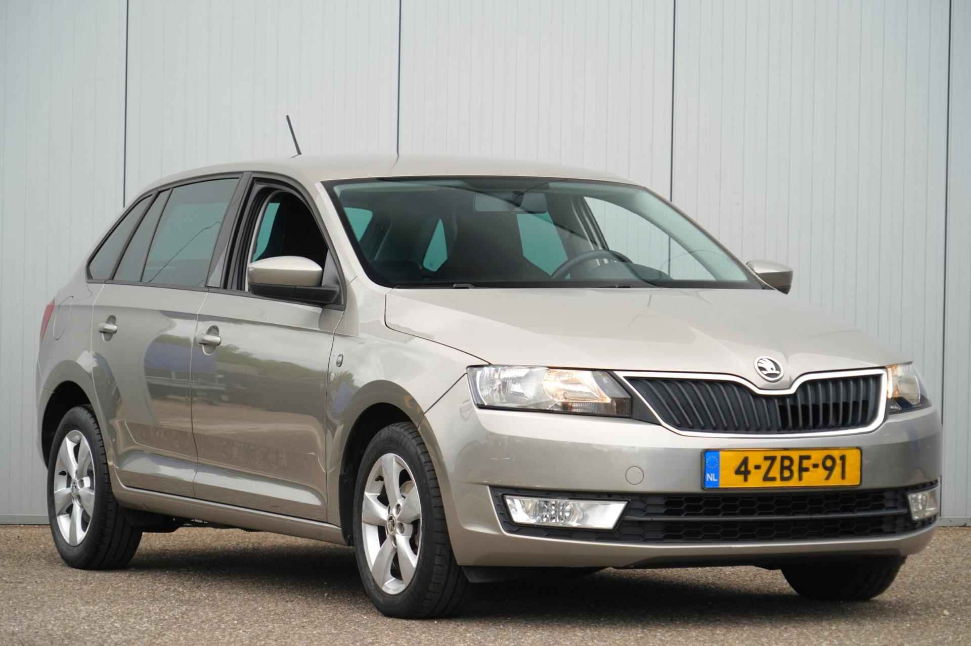 Skoda Rapid Spaceback 1.2 TSI Greentech Ambition Businessline / 122dkm NAP / Navi / Cruise / Airco - 27/34