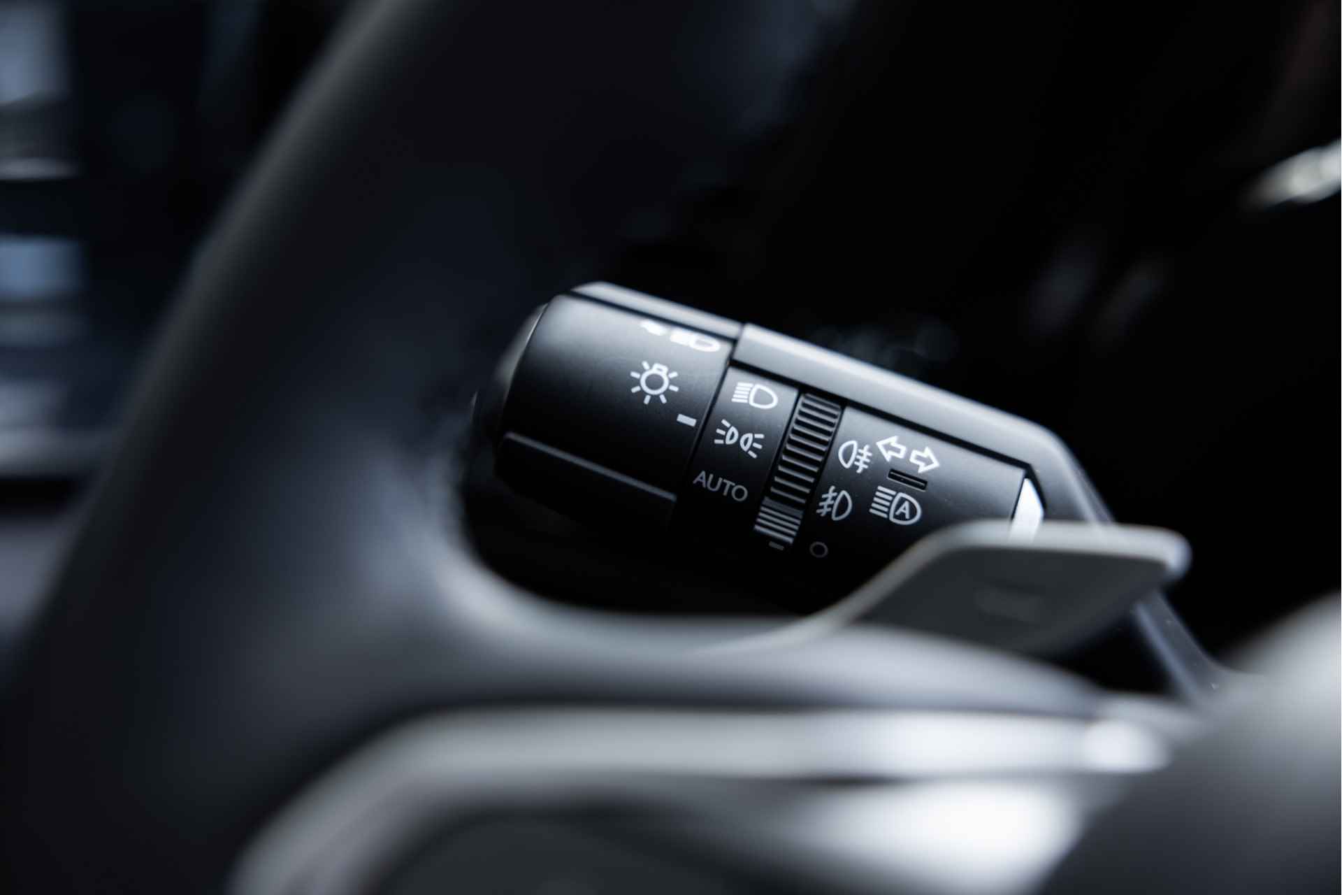 Lexus NX 450h+ AWD Luxury Line | 4x4 | Achteruitrijcamera | Climate Control | Parkeersensoren | - 20/55
