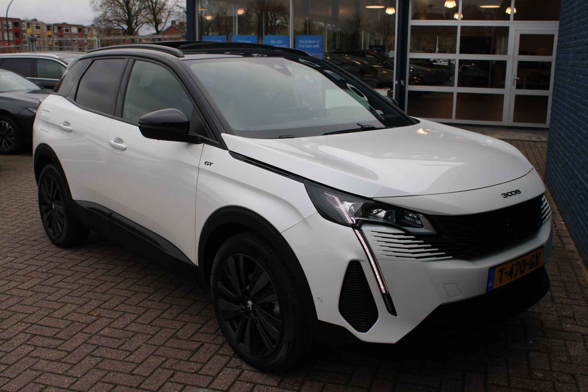 Peugeot 3008 SUV 1.2 PureTech 130pk EAT8 GT | Automaat | Navigatie | Camera | Panorama/schuifdak | Black Pack | - 10/44