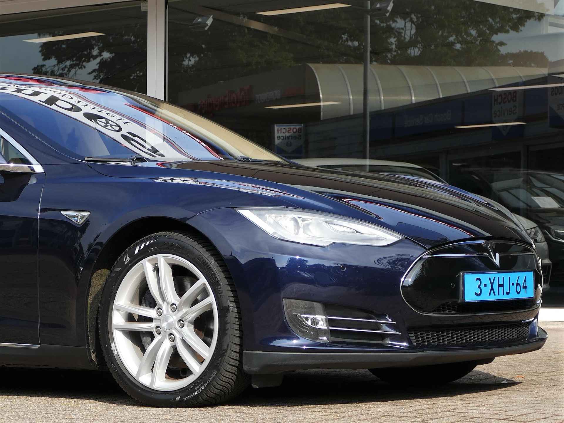 Tesla Model S 85 | FREE CHARGE | stoelverwarming | licht leder interieur | all-season-banden - 3/47