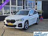 BMW X1 sDrive20i Business Edition Plus M-SPORT NL-AUTO PANO TREKH