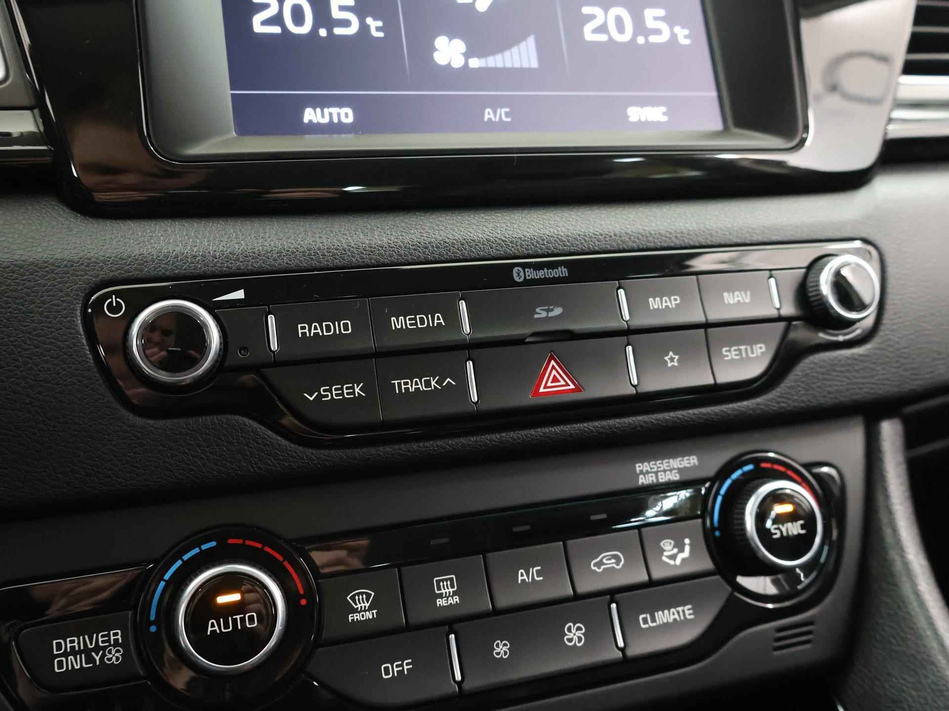 Kia Niro 1.6 GDi Hybrid DynamicLine | Navigatie | Achteruitrijcamera | Climate Control | Apple/Android Carplay | Cruise Control - 25/40