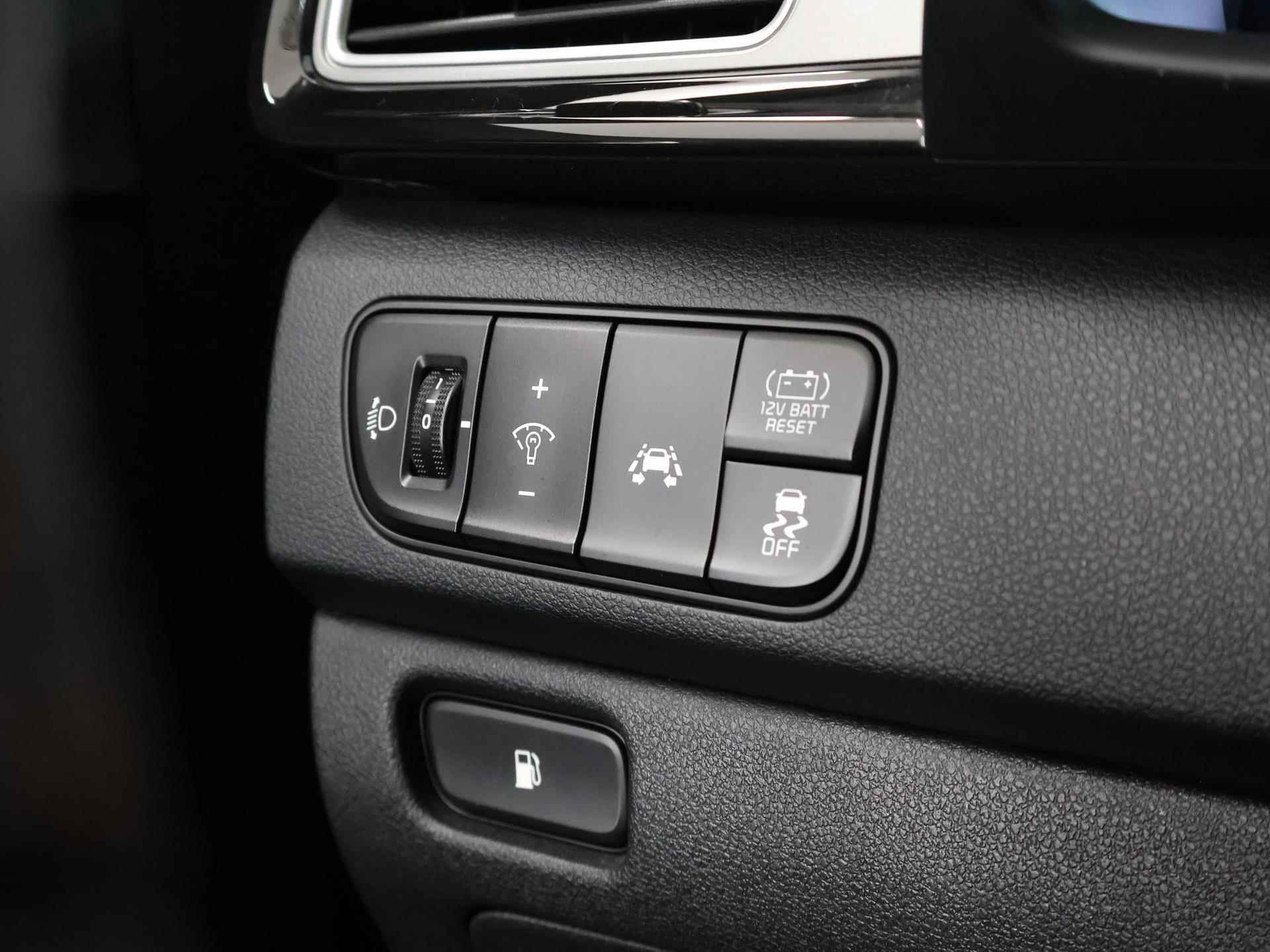 Kia Niro 1.6 GDi Hybrid DynamicLine | Navigatie | Achteruitrijcamera | Climate Control | Apple/Android Carplay | Cruise Control - 34/40