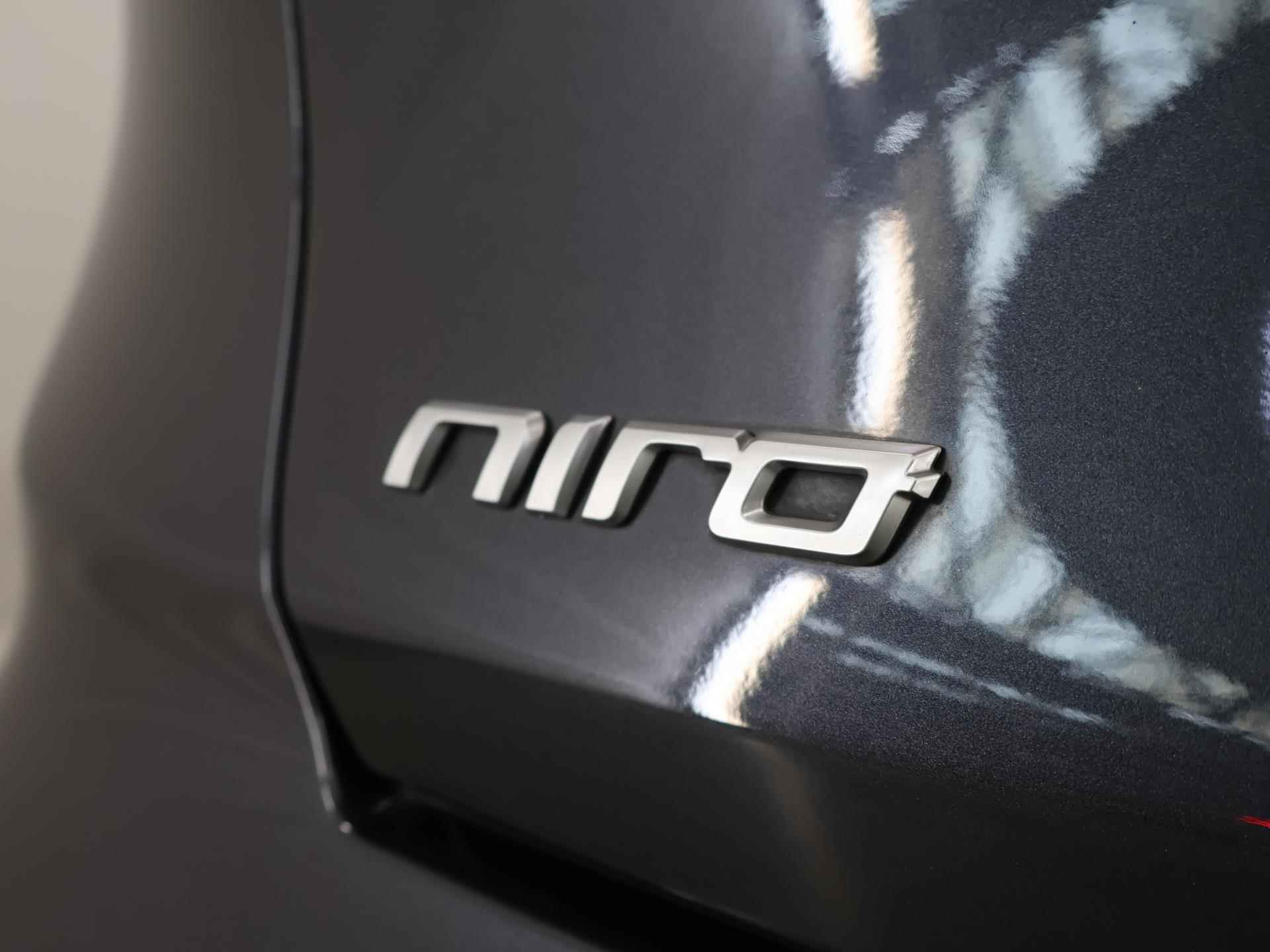 Kia Niro 1.6 GDi Hybrid DynamicLine | Navigatie | Achteruitrijcamera | Climate Control | Apple/Android Carplay | Cruise Control - 37/40