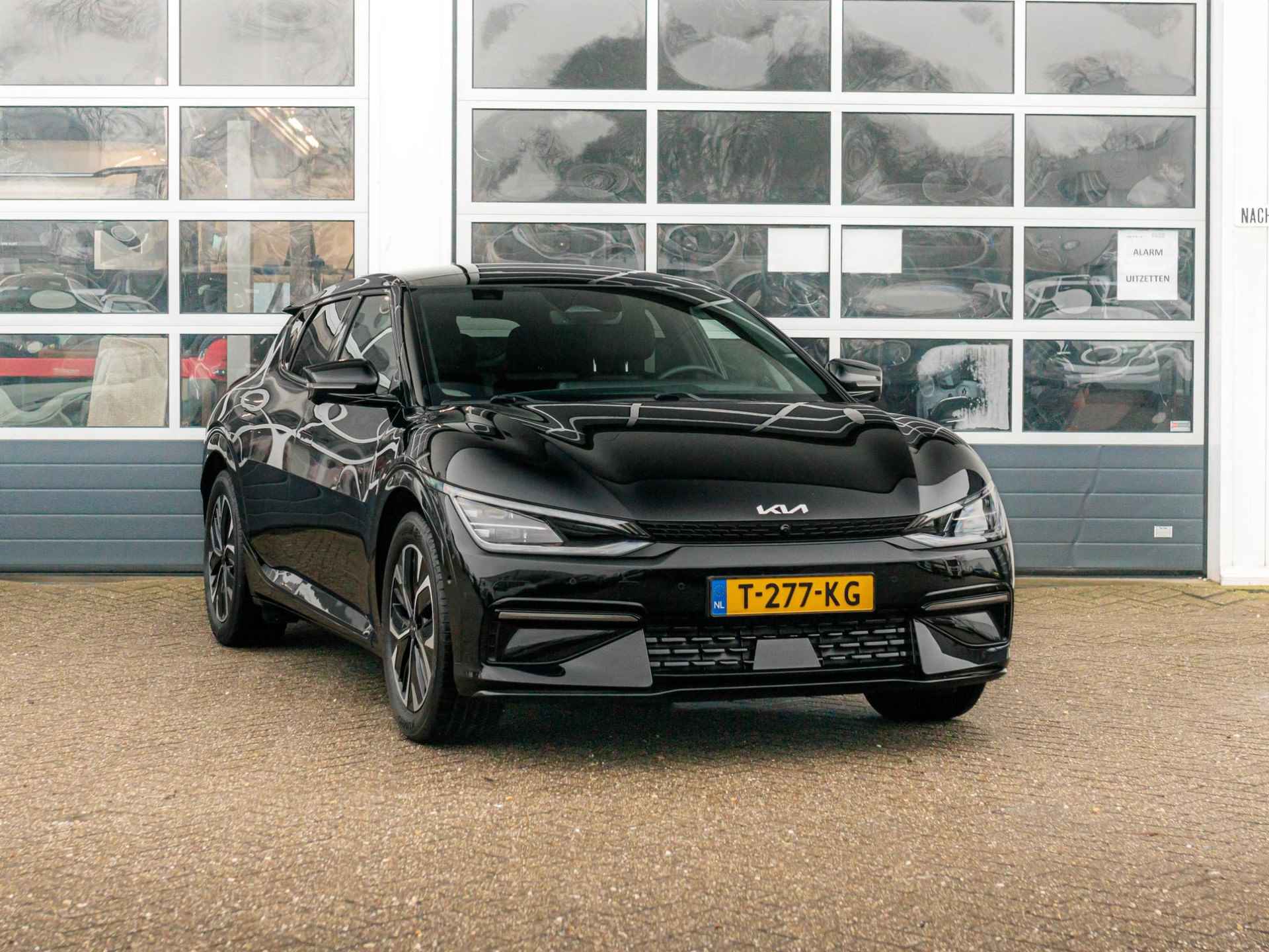 Kia EV6 GT-Line 77.4 kWh Stoel verwarming en stuur verwarming l stoel koeling l schuif kantel dak - 3/36