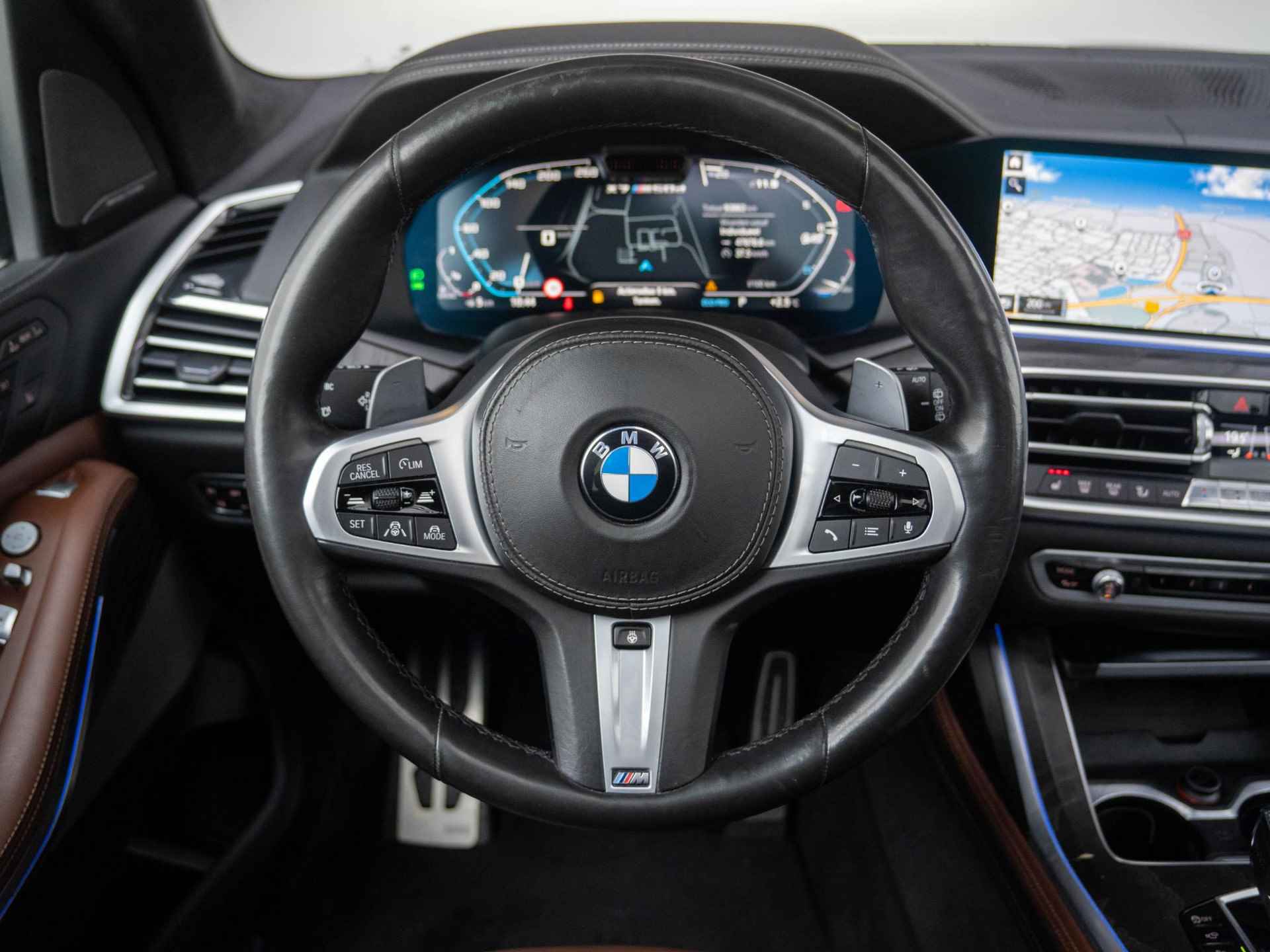 BMW X7 M50d High Executive | M-Sportpakket | 22 inch | Executive Drive Pro | Clarity Glas Interieur | Driving Assistant Professional | BMW Laserlight | Harman Kardon - 7/73