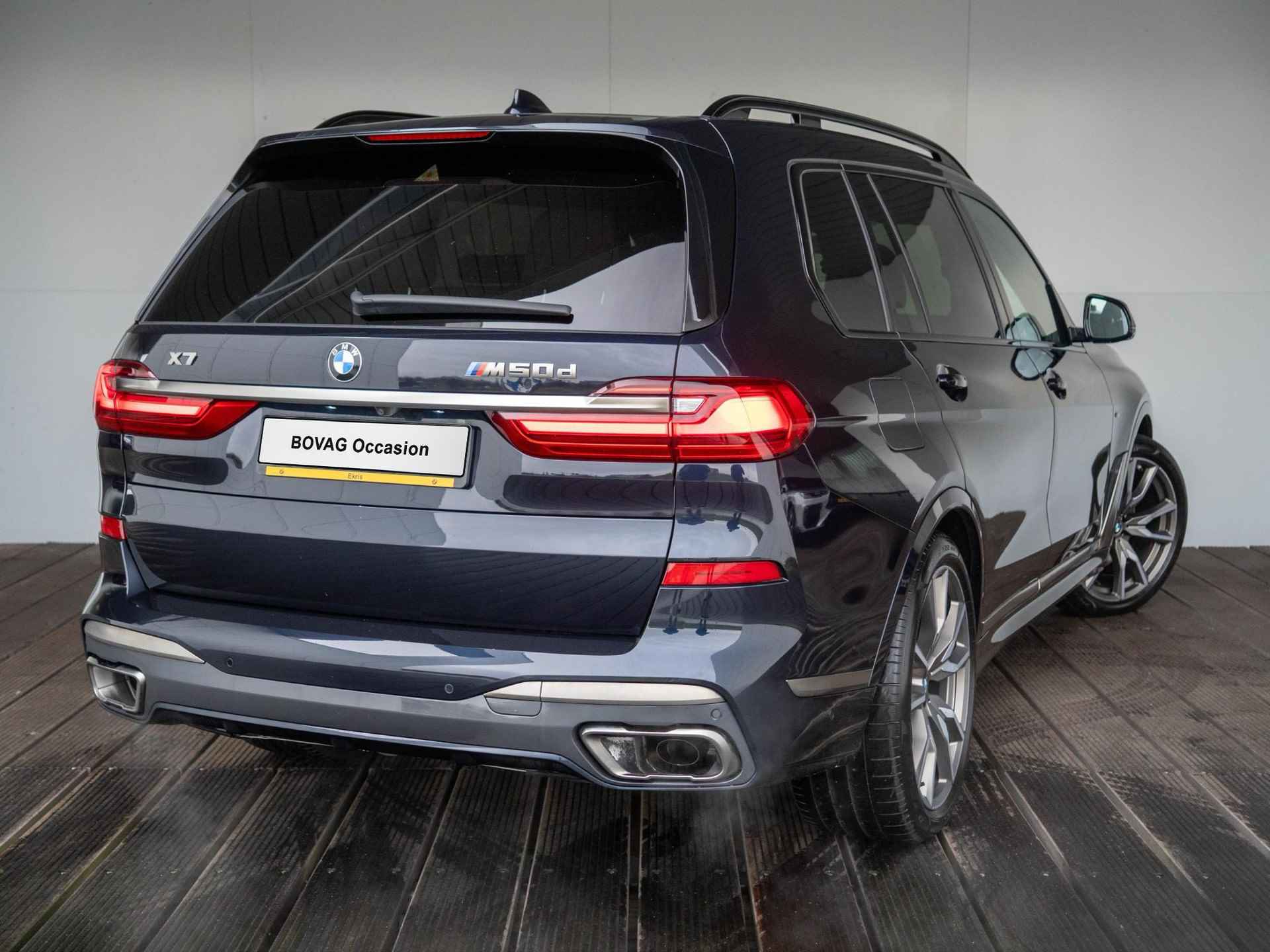 BMW X7 M50d High Executive | M-Sportpakket | 22 inch | Executive Drive Pro | Clarity Glas Interieur | Driving Assistant Professional | BMW Laserlight | Harman Kardon - 2/73