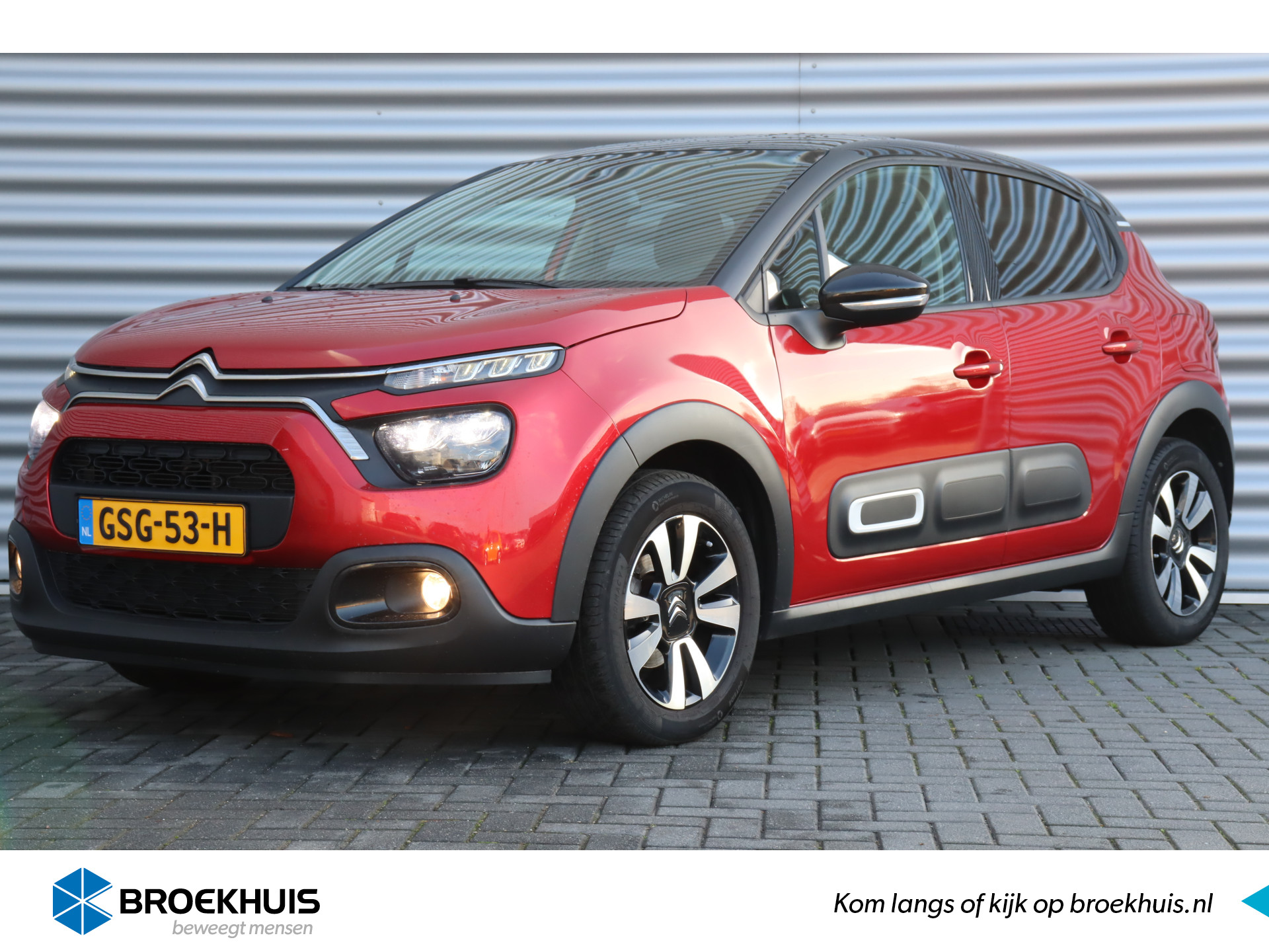 Citroën C3 1.2 PURETECH 83PK 5-DRS SHINE / NAVI / CLIMA / LED / PDC / 16" LMV / BLUETOOTH / CRUISECONTROL / 1E EIGENAAR / NIEUWSTAAT !!