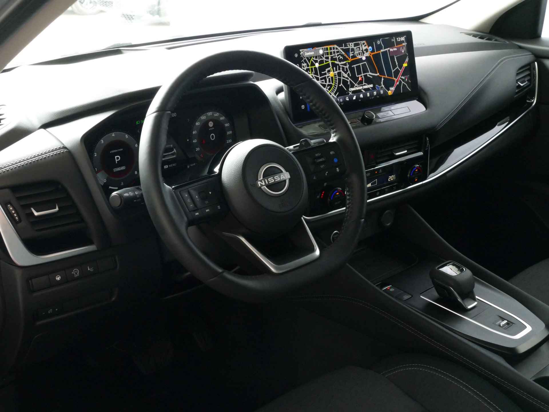 Nissan QASHQAI 1.3 MHEV 160PK N-CONNECTA XL.NAVI 360.CAM VIR.COCKPIT STOEL/STUUR/RUIT.VERW. PILOT.ASS DODE.HOEK DET. 04/2024 - 9/75