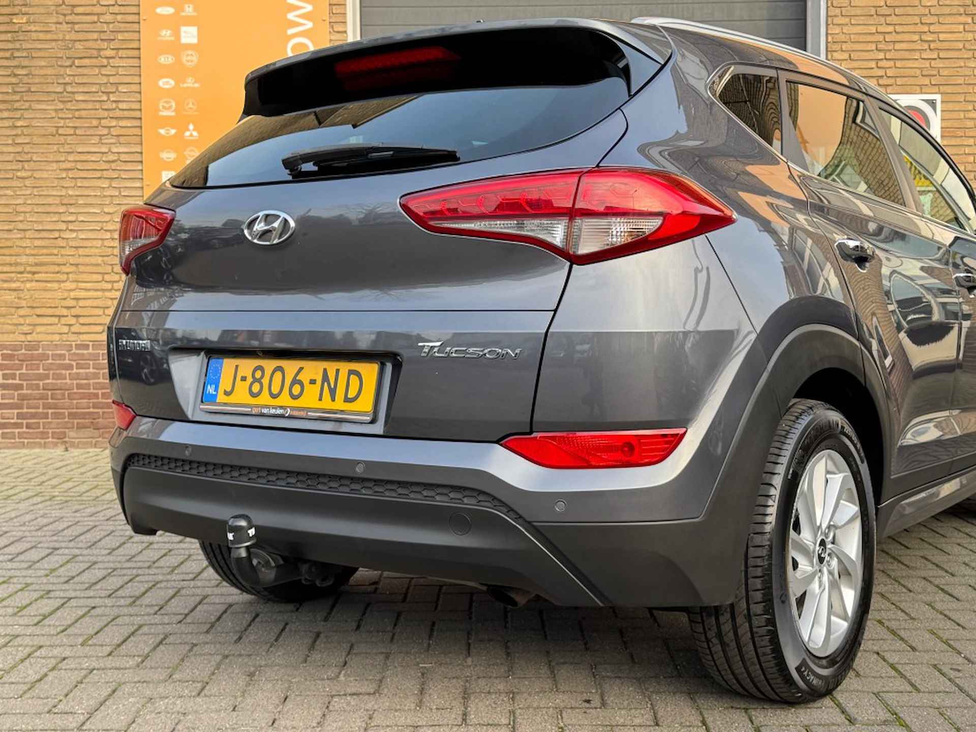 HYUNDAI Tucson 1.6 GDI COMFORT NW.MODEL/NAVI/CAMERA/STOELVERW/LMV/TREKHAAK - 18/44