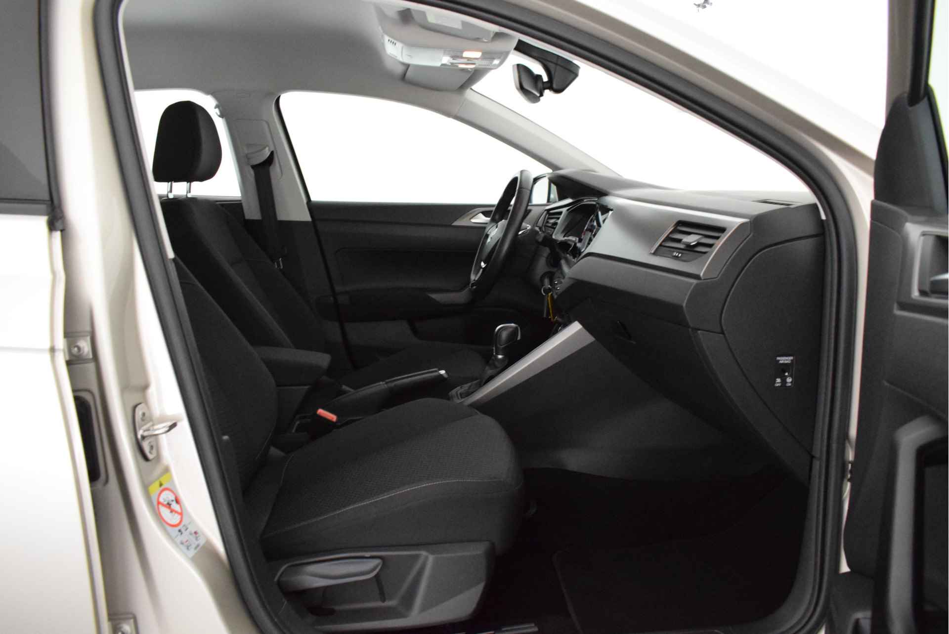 Volkswagen Polo 1.0 TSI 95pk DSG Comfortline Business Navigatie Stoelverwarming Parkeersensoren Climate Control - 8/36