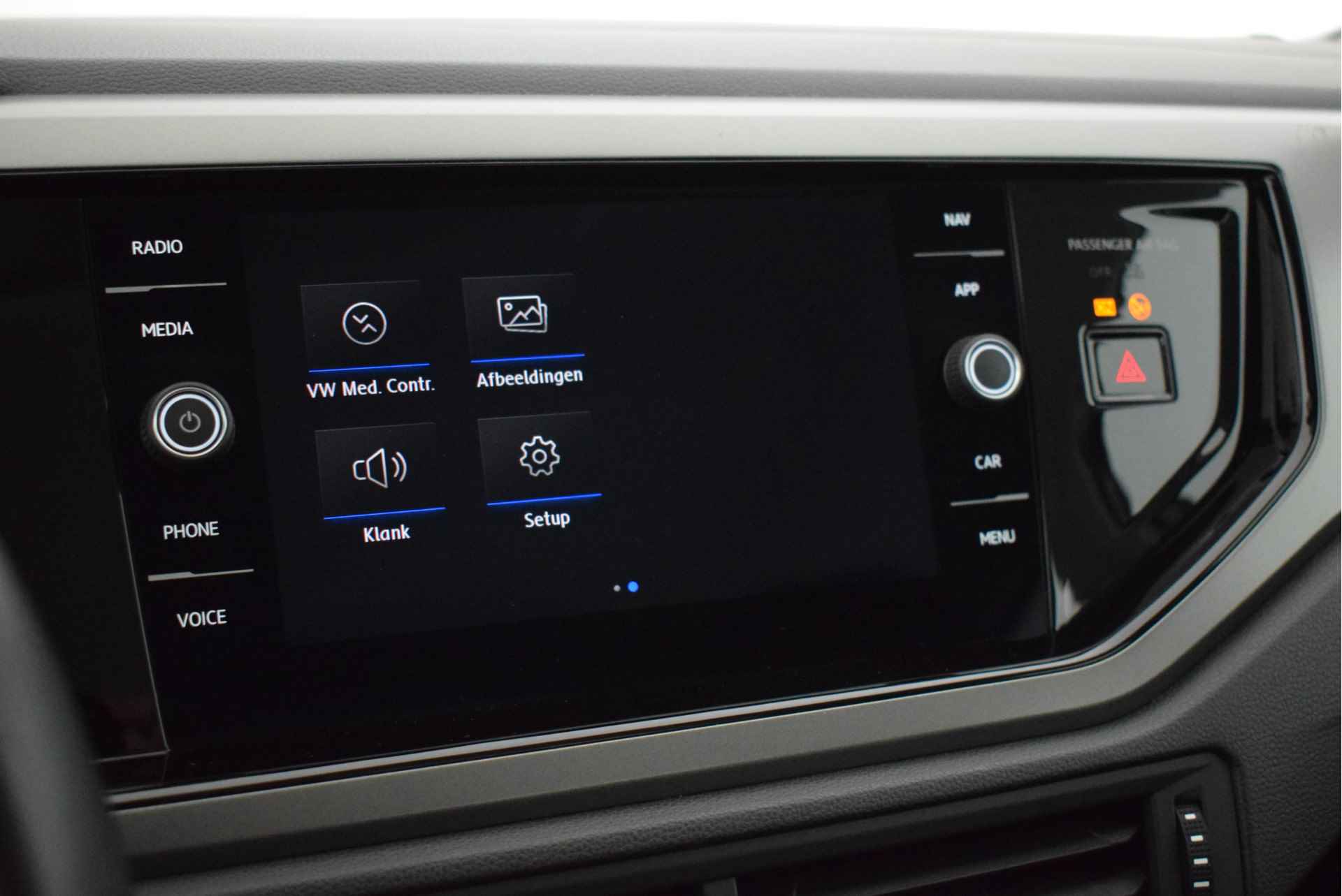 Volkswagen Polo 1.0 TSI 95pk DSG Comfortline Business Navigatie Stoelverwarming Parkeersensoren Climate Control - 21/36