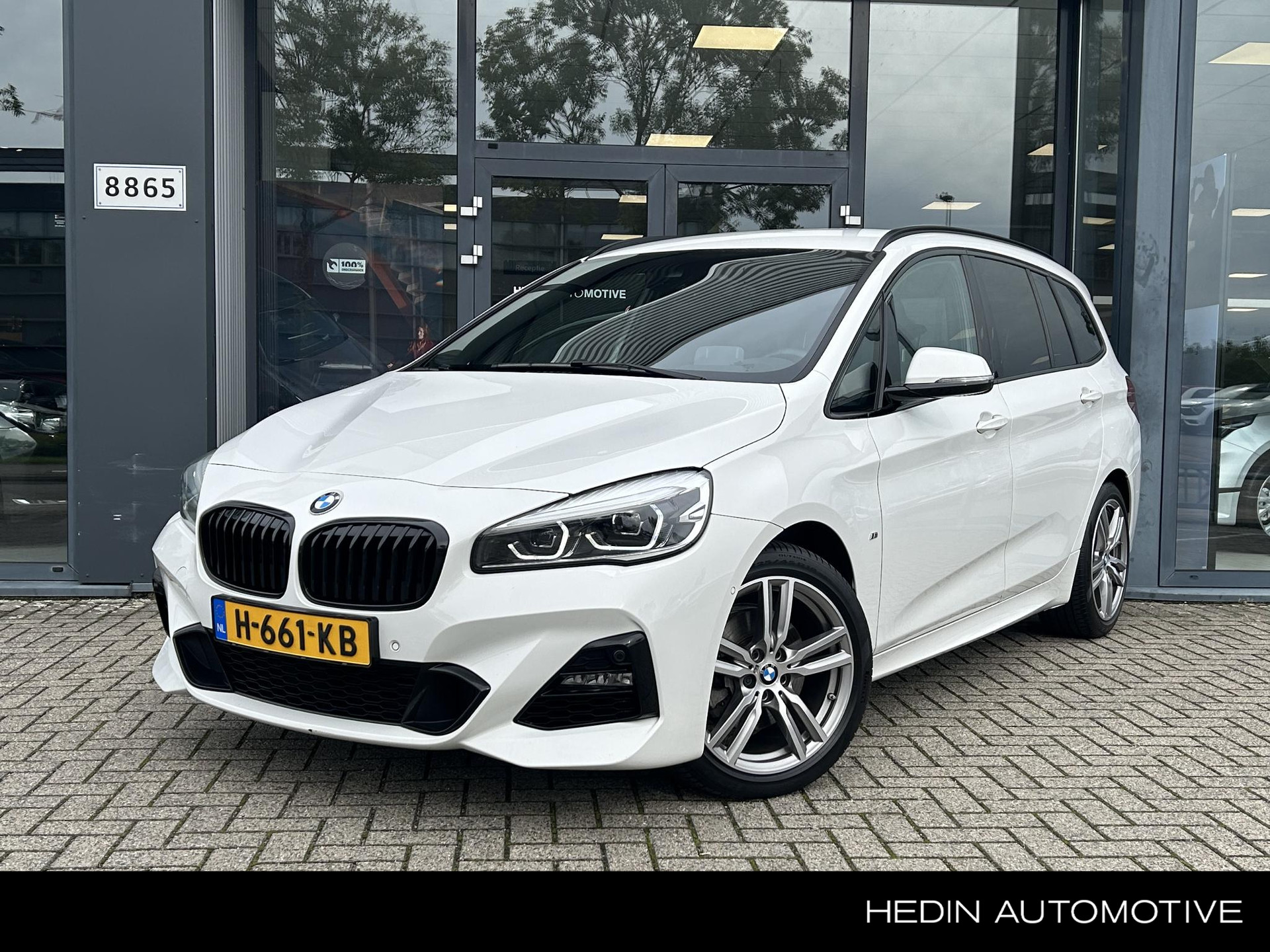 BMW 2-serie Gran Tourer 218i High Executive Edition | Dealeronderhouden | M-Pakket | 18" LM Velgen | HUD | Achteruitrijcamera | Navigatie