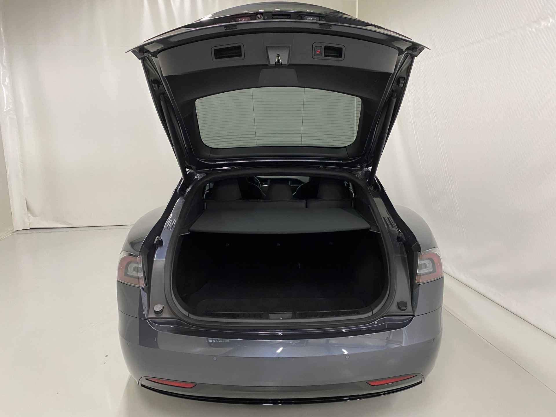 Tesla Model S 100D  21inch Panodak *Nieuw Accupack* Autopilot 2.5  Hoogglans zwartoptiek Alcantara hemel - 31/33