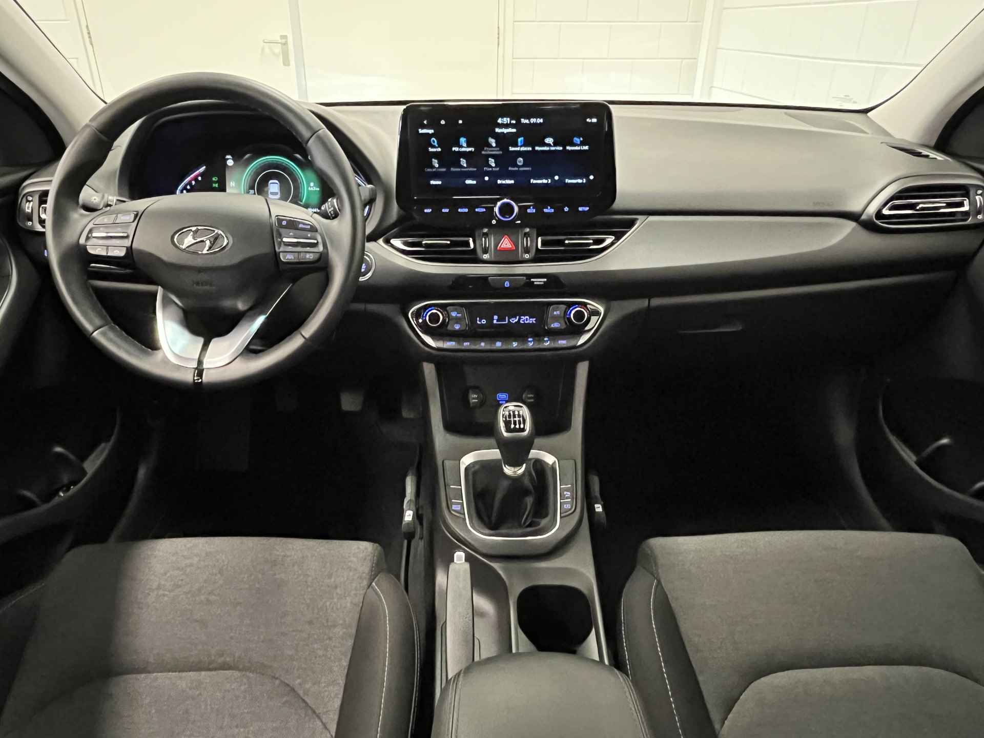 Hyundai i30 Wagon 1.0 T-GDi MHEV Comfort Smart LED KOPLAMPEN | NAVIGATIE | PARKEERSENSOREN + CAMERA ACHTER | RUIME STATIONWAGON - 15/42