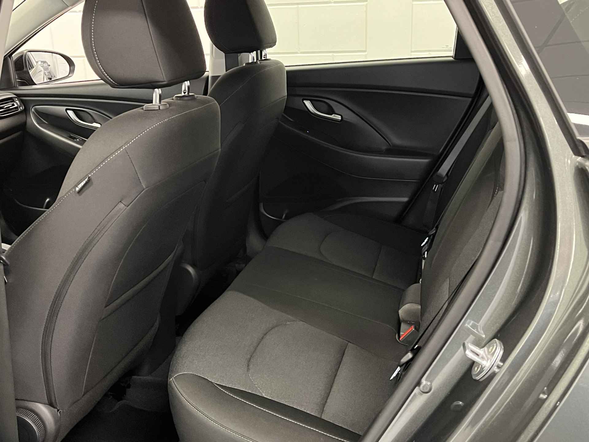 Hyundai i30 Wagon 1.0 T-GDi MHEV Comfort Smart LED KOPLAMPEN | NAVIGATIE | PARKEERSENSOREN + CAMERA ACHTER | RUIME STATIONWAGON - 20/42