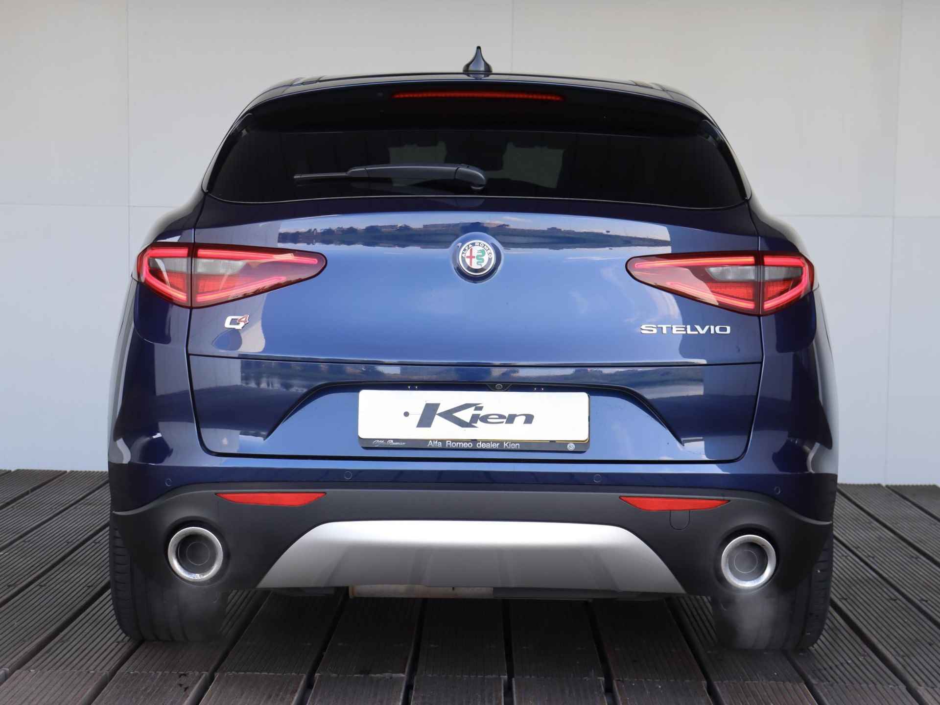 Alfa Romeo Stelvio 2.0 T AWD 280 pk Q4 AWD Super | Pano | Navi | Stoelverwarming | - 16/32