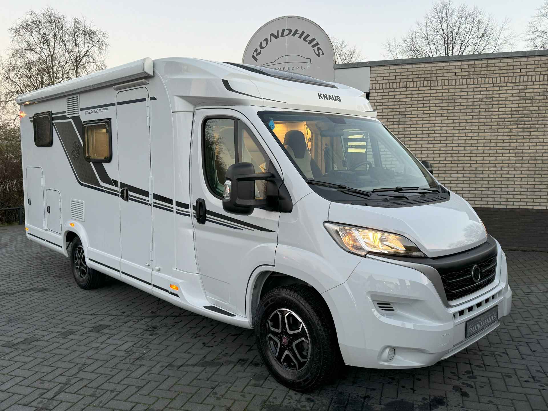 Knaus VAN Ti Vansation 650 MEG AUTOMAAT 9-Traps 140 pk Euro 6 Fiat Ducato **Enkele bedden/Satelliet TV/Navi/Camera/Dakairco/Thule lift - 2/62