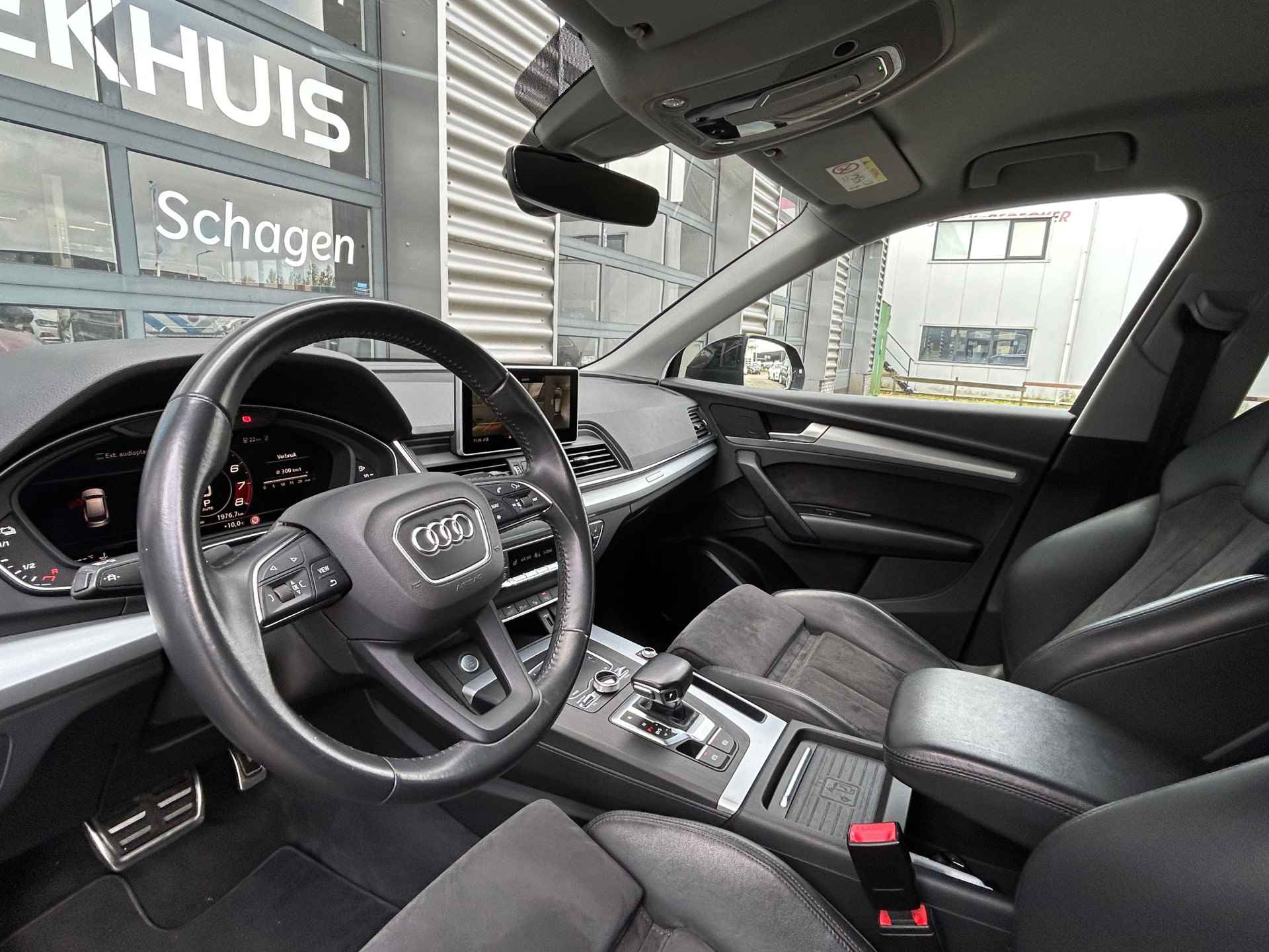 Audi Q5 55 TFSI e 367 pk quattro Competition | Navigatie | Rondom Camera | Wegklapbare Trekhaak | - 16/39