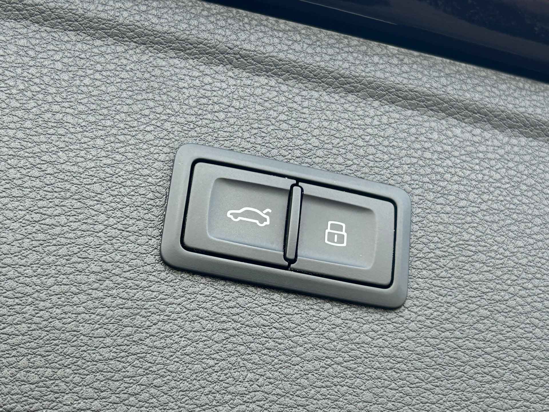 Audi Q5 55 TFSI e 367 pk quattro Competition | Navigatie | Rondom Camera | Wegklapbare Trekhaak | - 31/39