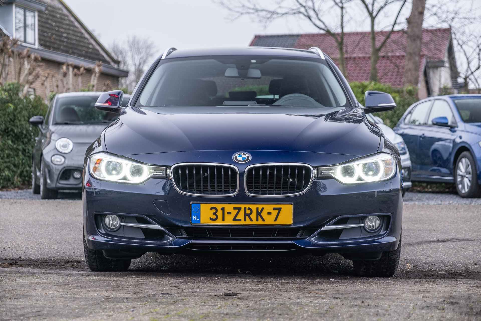 BMW 3 Serie 2.0 I 320 TOURING 125KW High Executive 12 maanden bovag-garantie rijklaar!! - 10/31