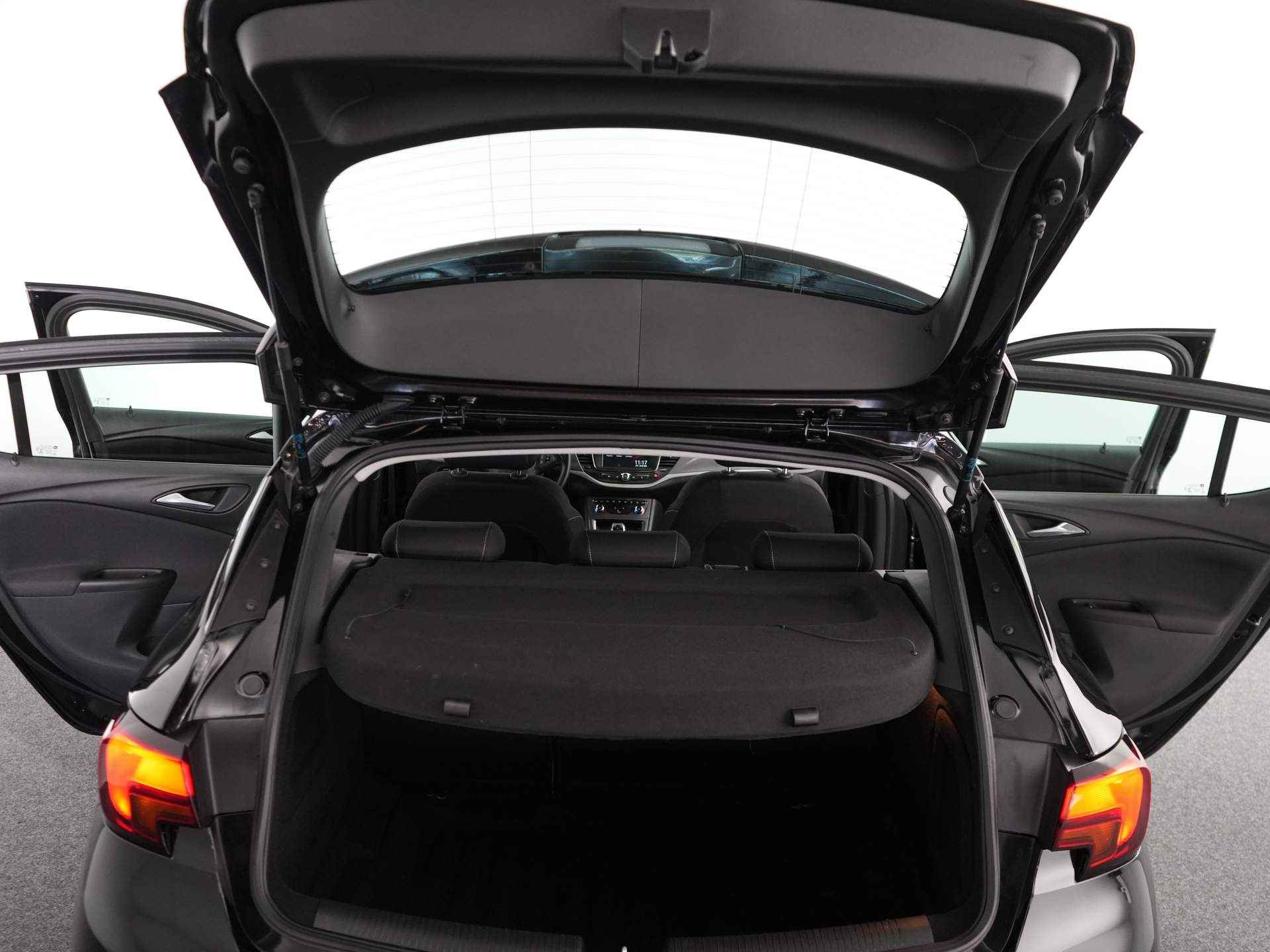 Opel Astra 1.2 Edition Navigatie | Cruise control | parkeersensoren voor/achter| Climate control | - 11/38