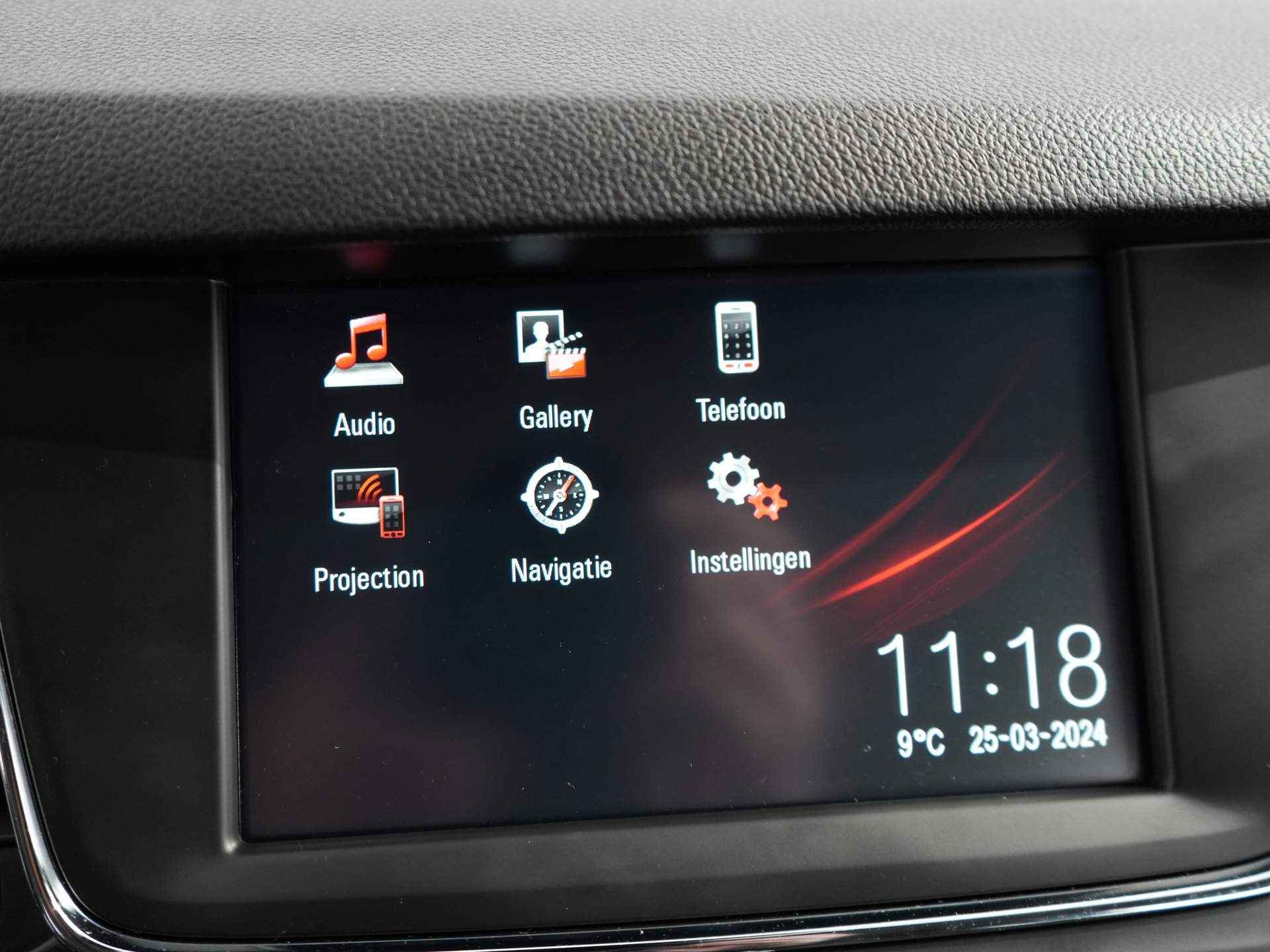 Opel Astra 1.2 Edition Navigatie | Cruise control | parkeersensoren voor/achter| Climate control | - 15/38