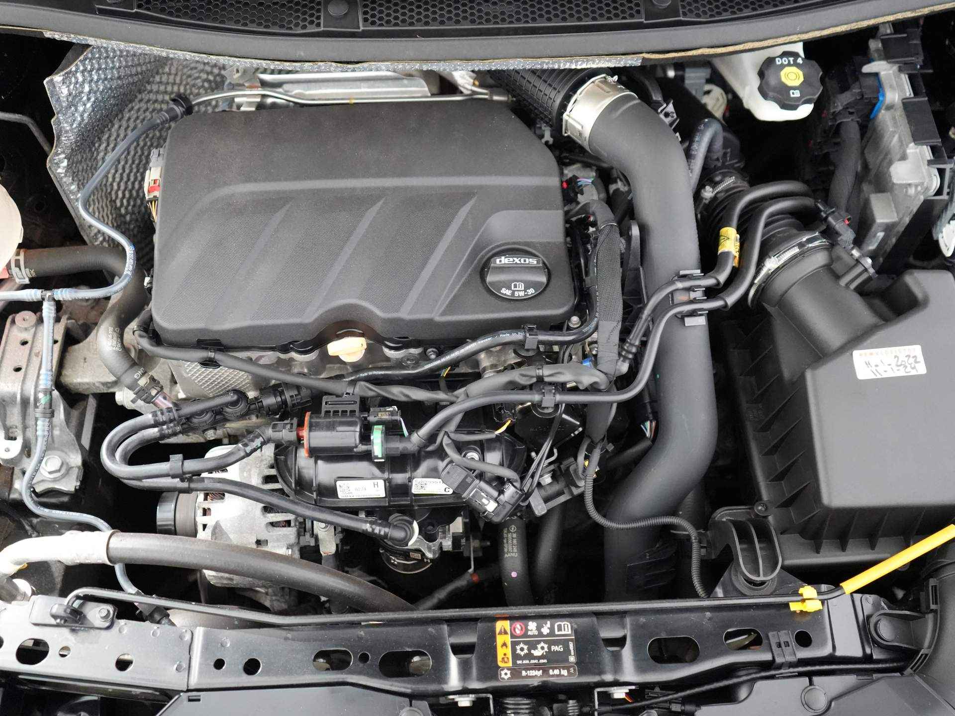 Opel Astra 1.2 Edition Navigatie | Cruise control | parkeersensoren voor/achter| Climate control | - 25/38