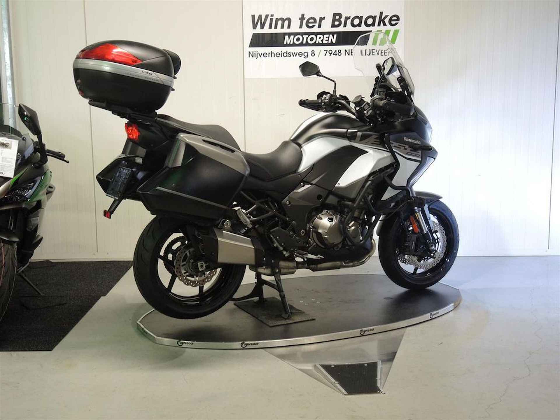 Kawasaki Versys-1000 SE Grand Tourer - 9/14