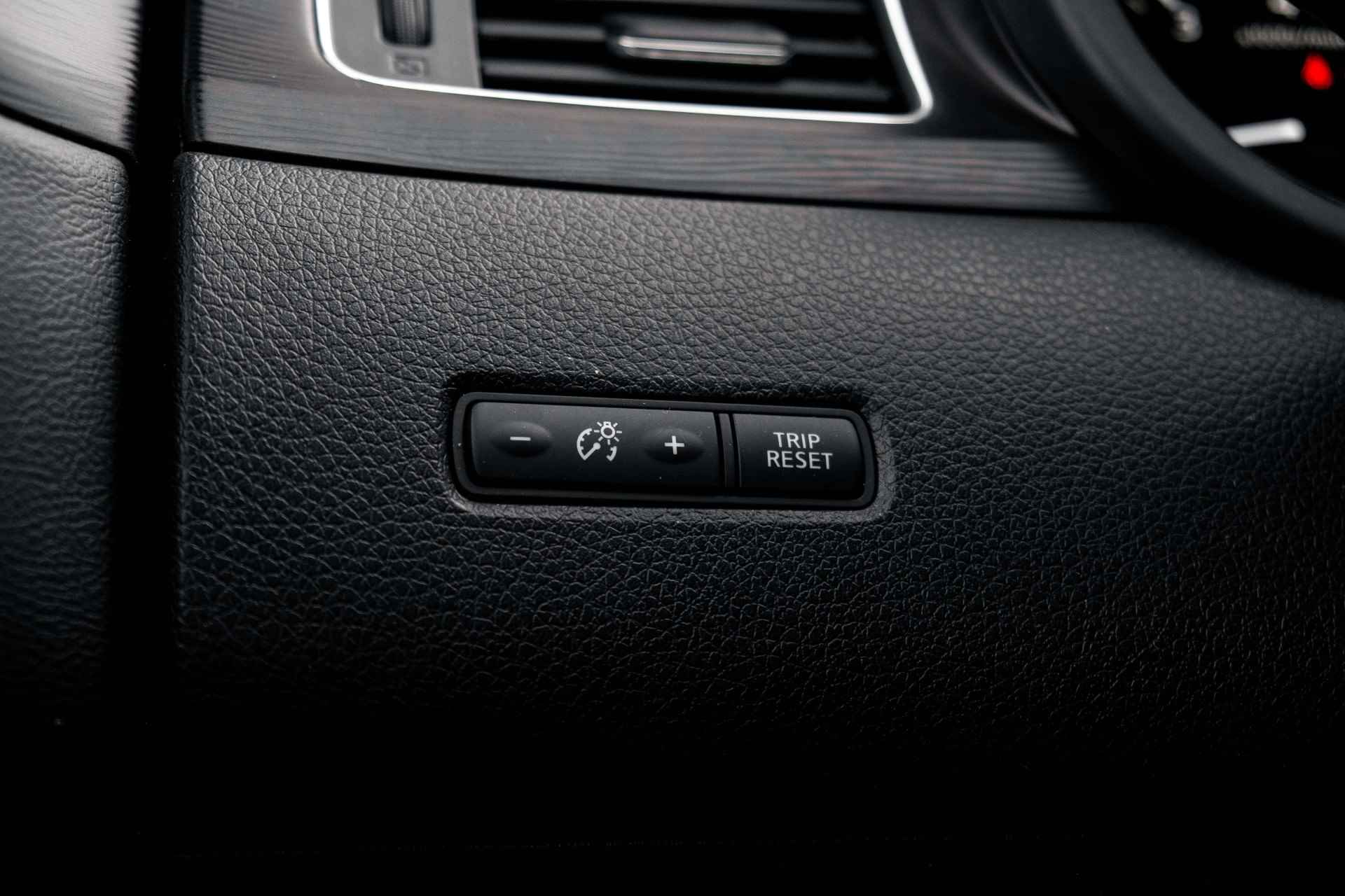 Nissan Pulsar 1.2 DIG-T 116 PK Connect Edition | Camera achter | ECC | LM Velgen | Navigatie | incl. Bovag rijklaarpakket met 12 maanden garantie - 34/38