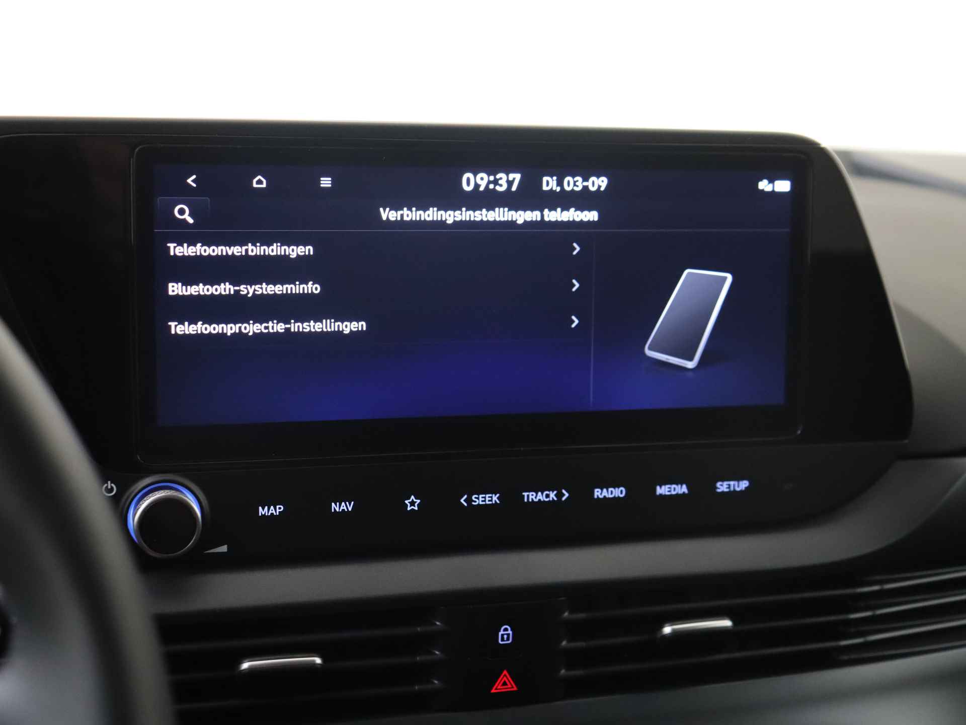 Hyundai i20 1.0 T-GDI Premium | Climate Control | Stoel- en Stuurwiel verwarming | Camera | Keyless - 17/32