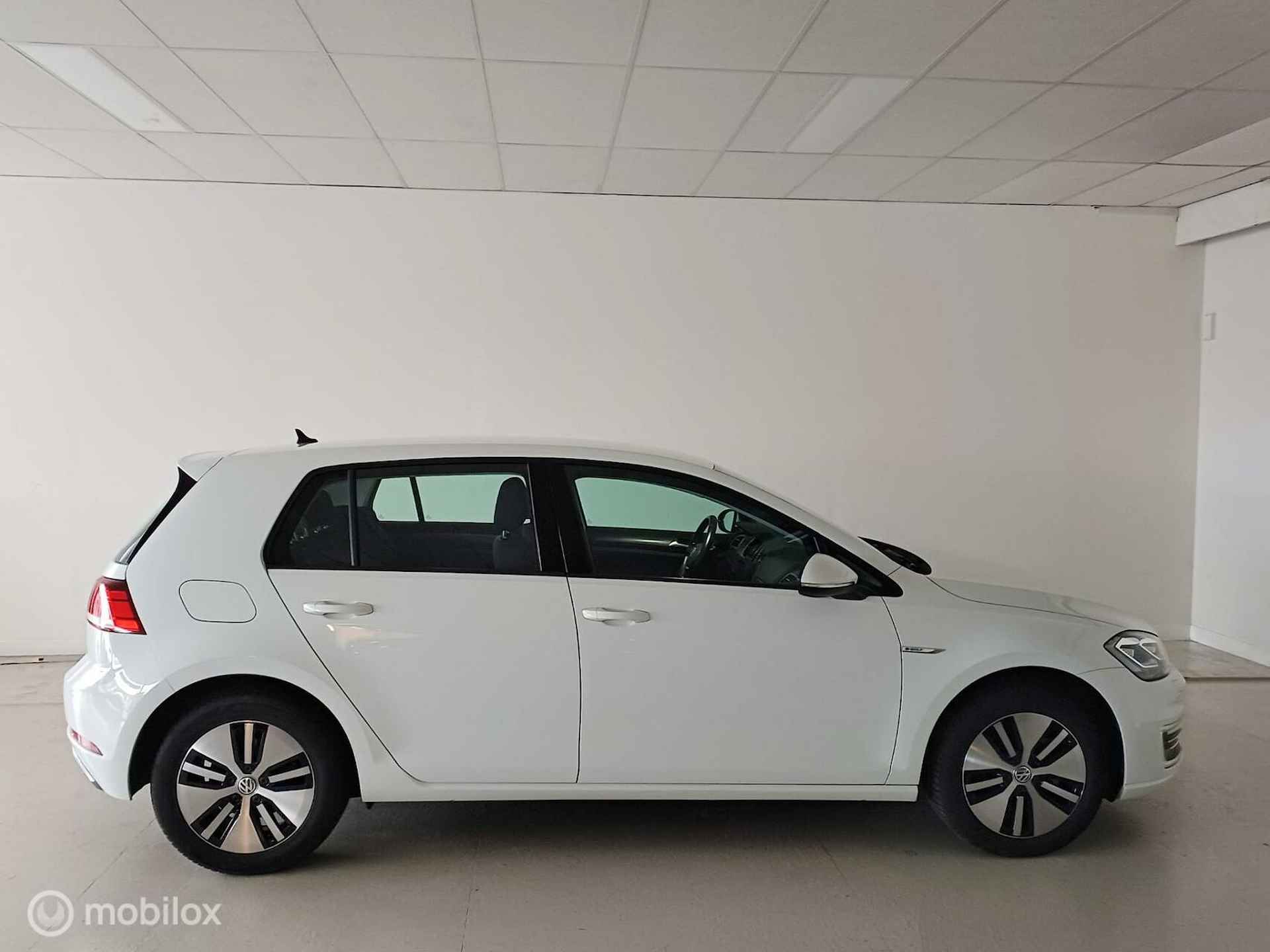 Volkswagen e-Golf E-DITION - 4/21