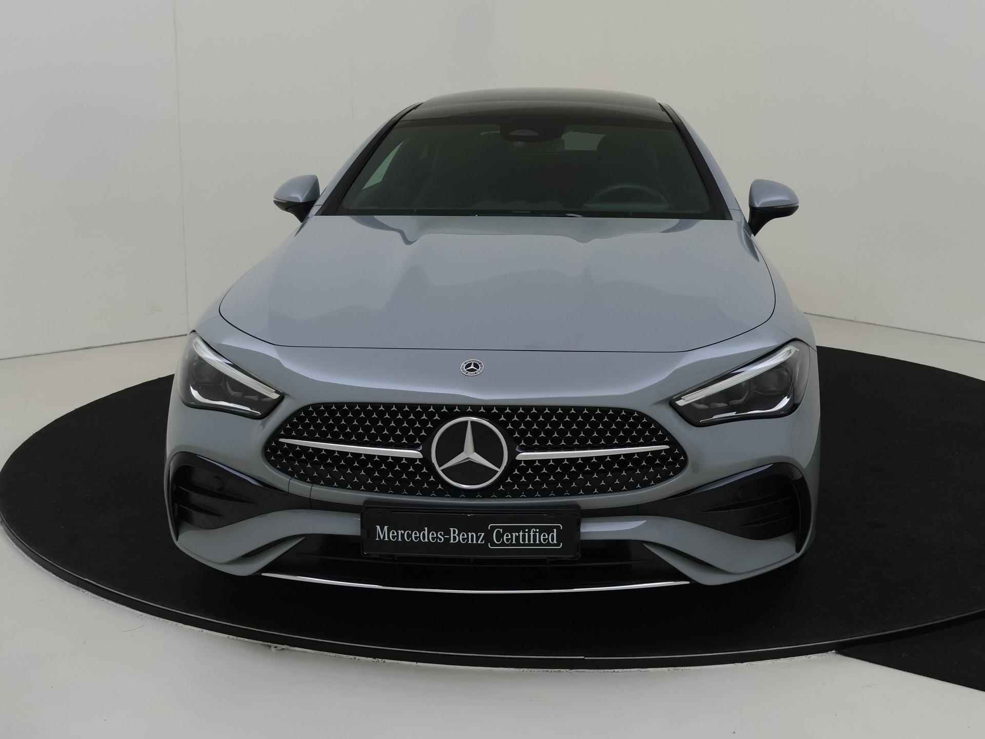 Mercedes-Benz CLE Coupé 200 AMG Line / Panoramadak / 20 inch / Memory Seats /  Privacy Glass / Burmester / Winter Pack - 2/34