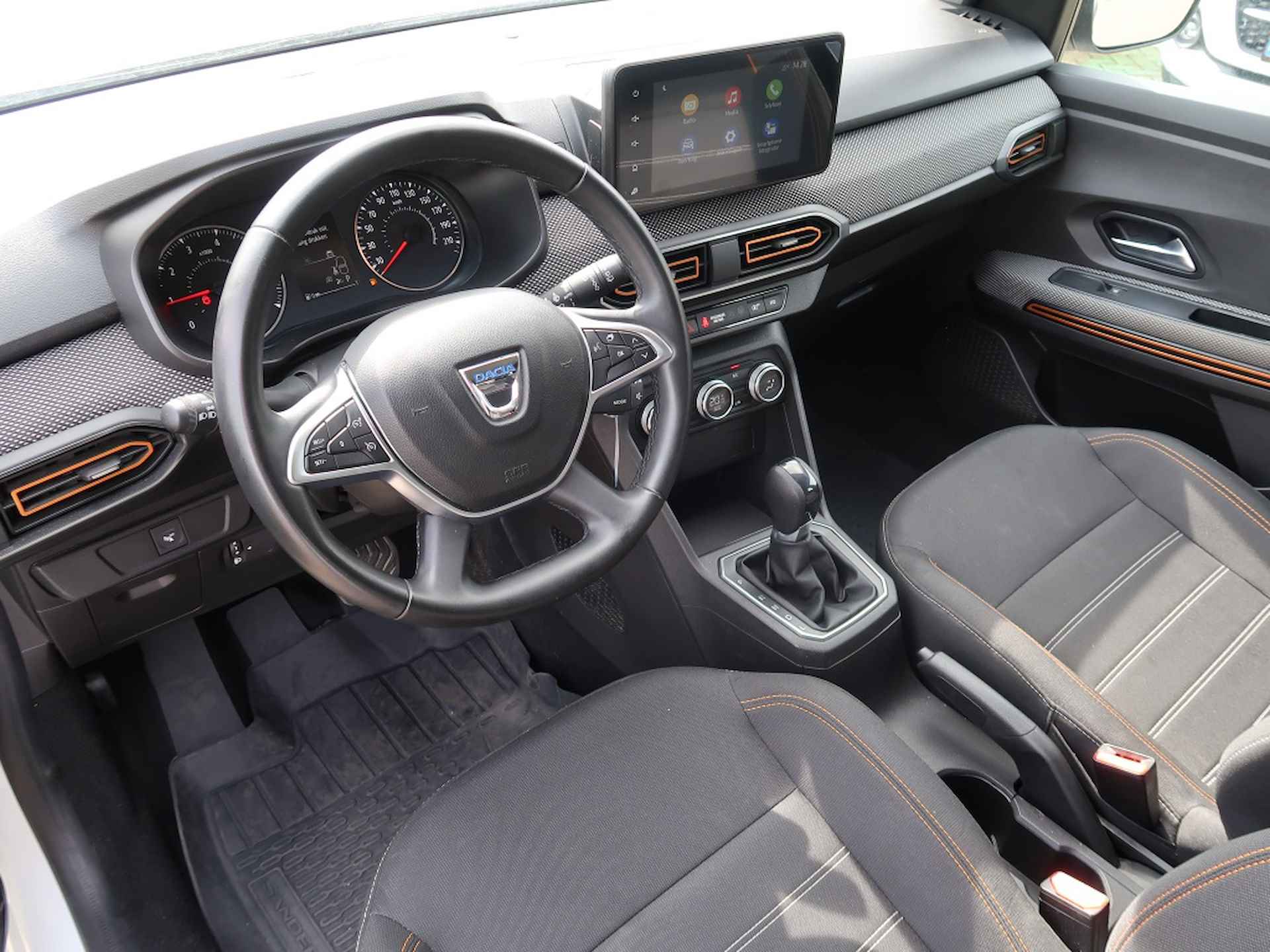Dacia Sandero Stepway 1.0 TCe Comfort Automaat / navigatie / cruise controle - 9/24