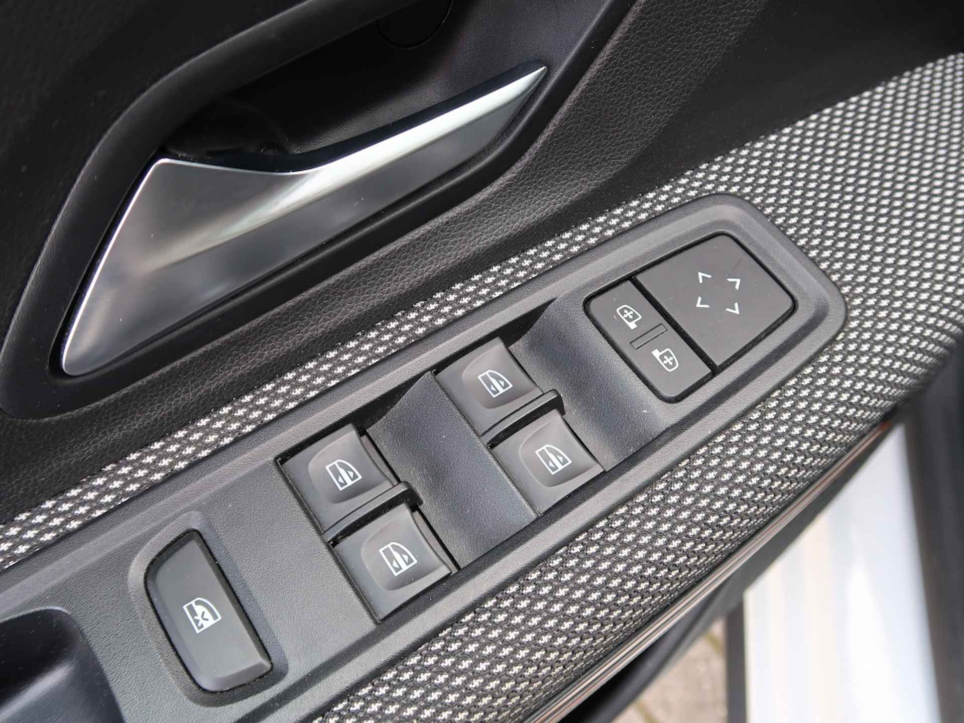 Dacia Sandero Stepway 1.0 TCe Comfort Automaat / navigatie / cruise controle - 10/24