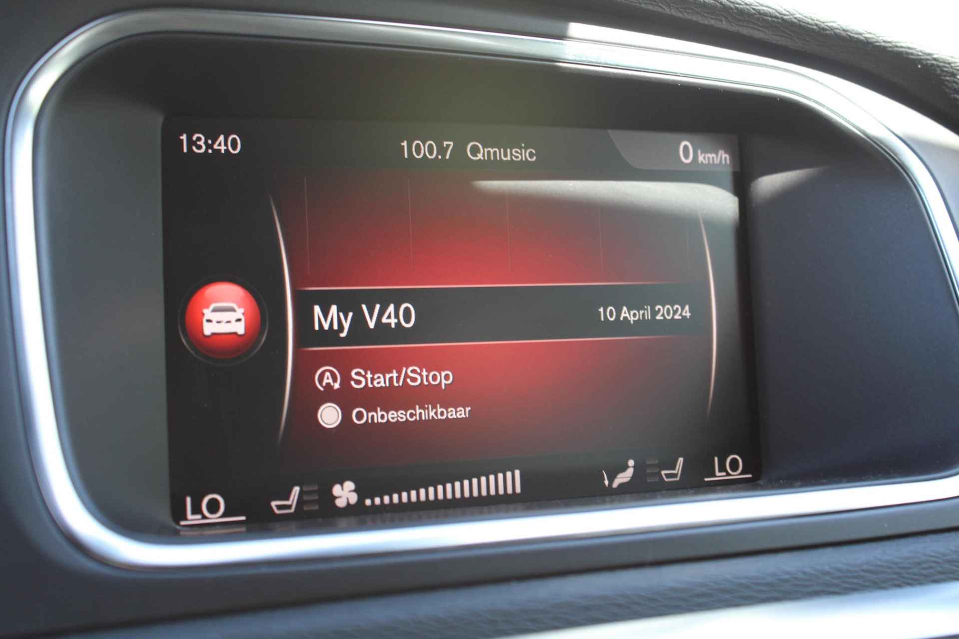 Volvo V40 1.5 T3 Polar+ Sport, Panorama dak, Parkeer Camera Achter, Full map navigatie, Bluetooth, Harman Kardon, Stoelverwarming voor, 17" Lichtmetalen velgen, - 34/53