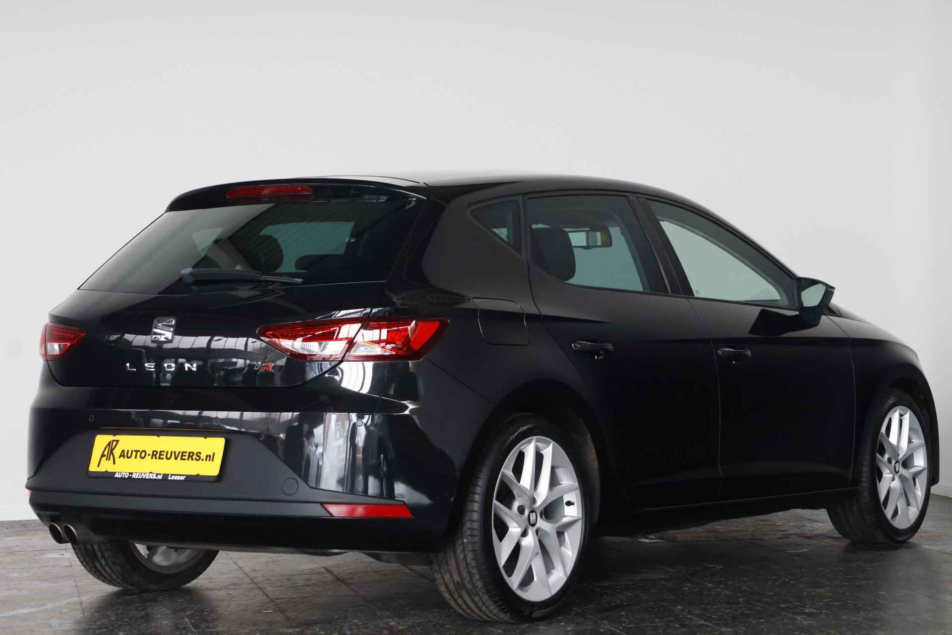 SEAT Leon 1.8 TSI FR / Leder / LED / Seat Drive Profile / Bluetooth / Cruisecontrol - 2/29