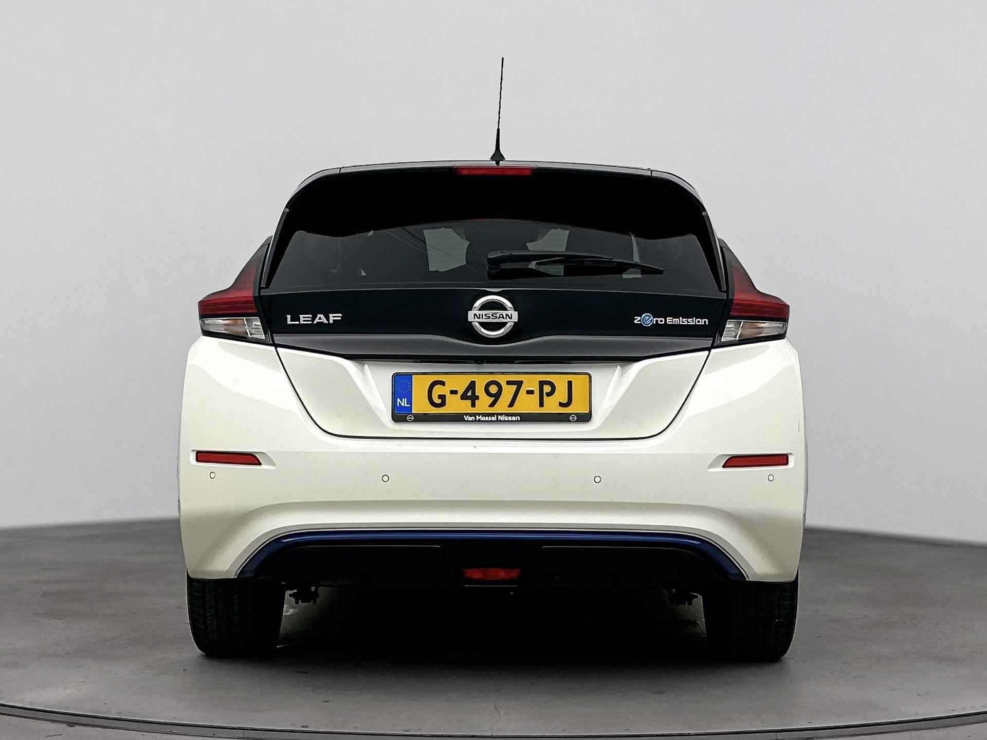 Nissan LEAF 3.Zero Limited Edition 62 kWh 218pk | BOSE | Leder | ProPILOT | 360 Camera | Stoelverwarming | Navigatie - 4/25