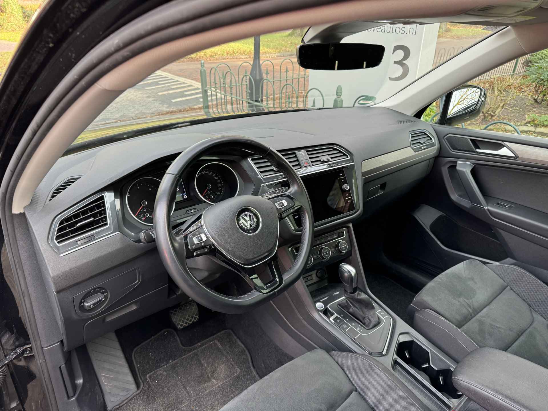 Volkswagen Tiguan Allspace 2.0 TDI Comfortline Business Airco/Navigatie/Automaat/Lichtmetalen velgen. - 17/55