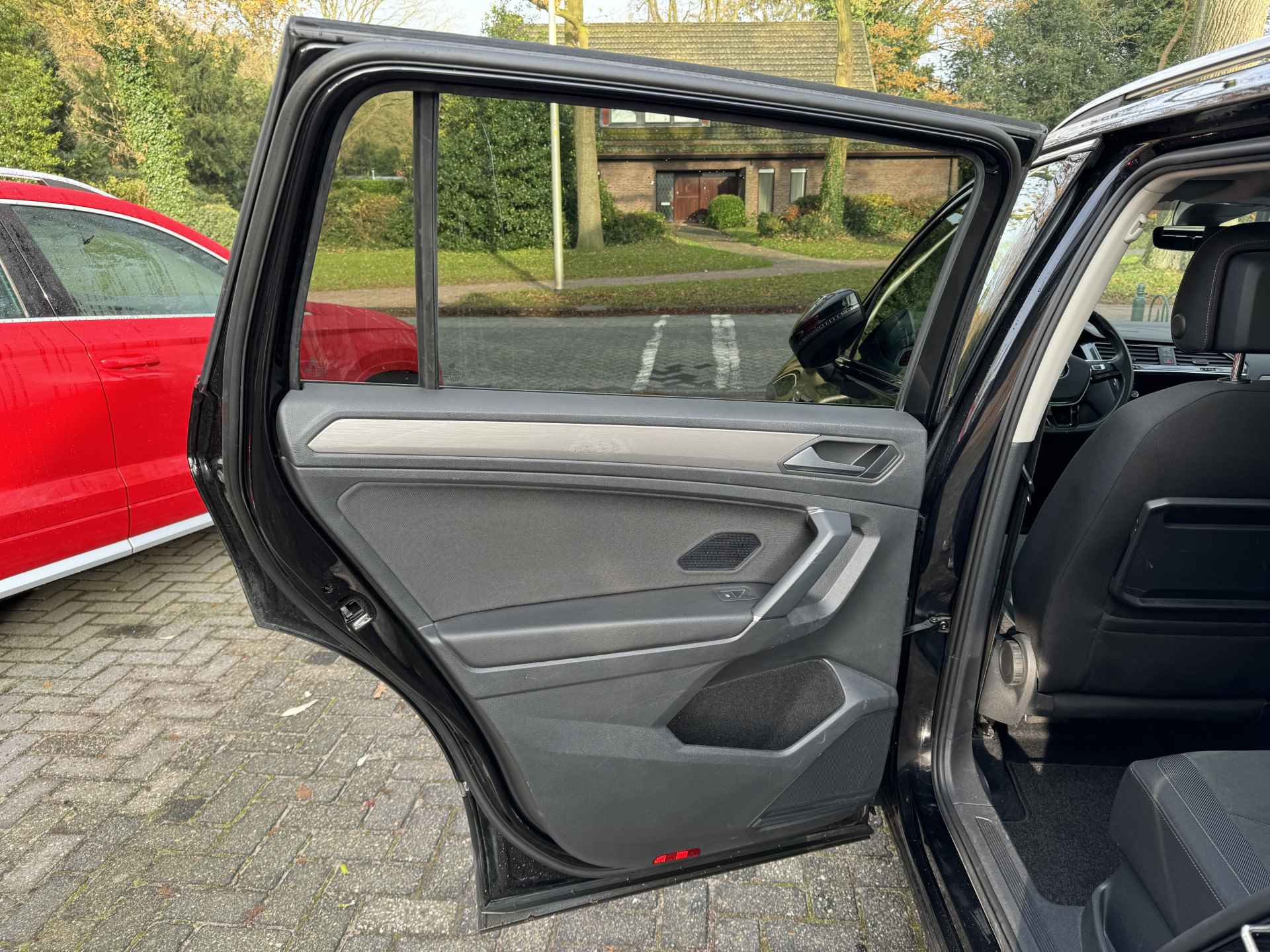 Volkswagen Tiguan Allspace 2.0 TDI Comfortline Business Airco/Navigatie/Automaat/Lichtmetalen velgen. - 38/55