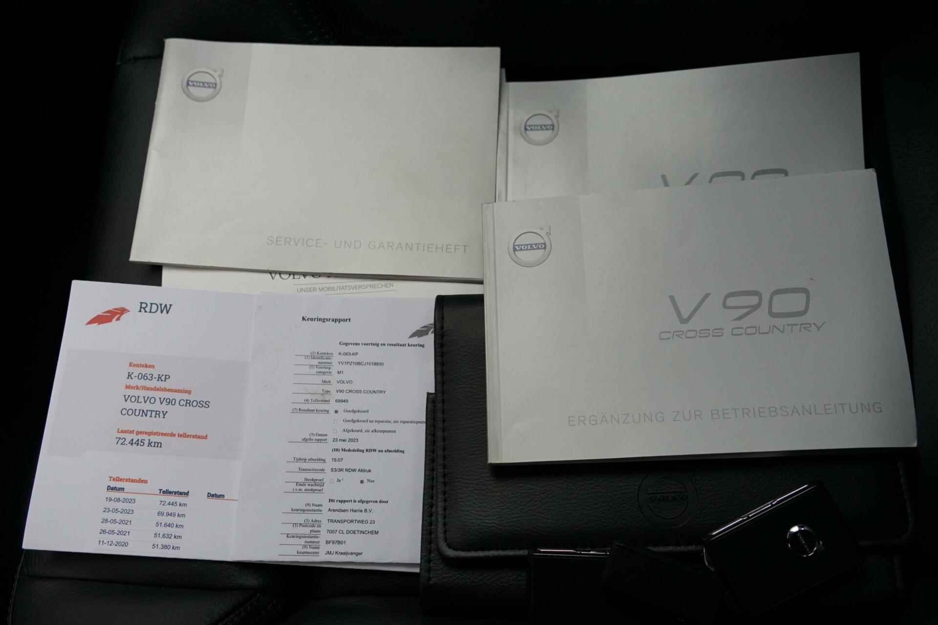 Volvo V90 Cross Country 2.0 T5 Pro, veel opties, dealer ond. - 24/25