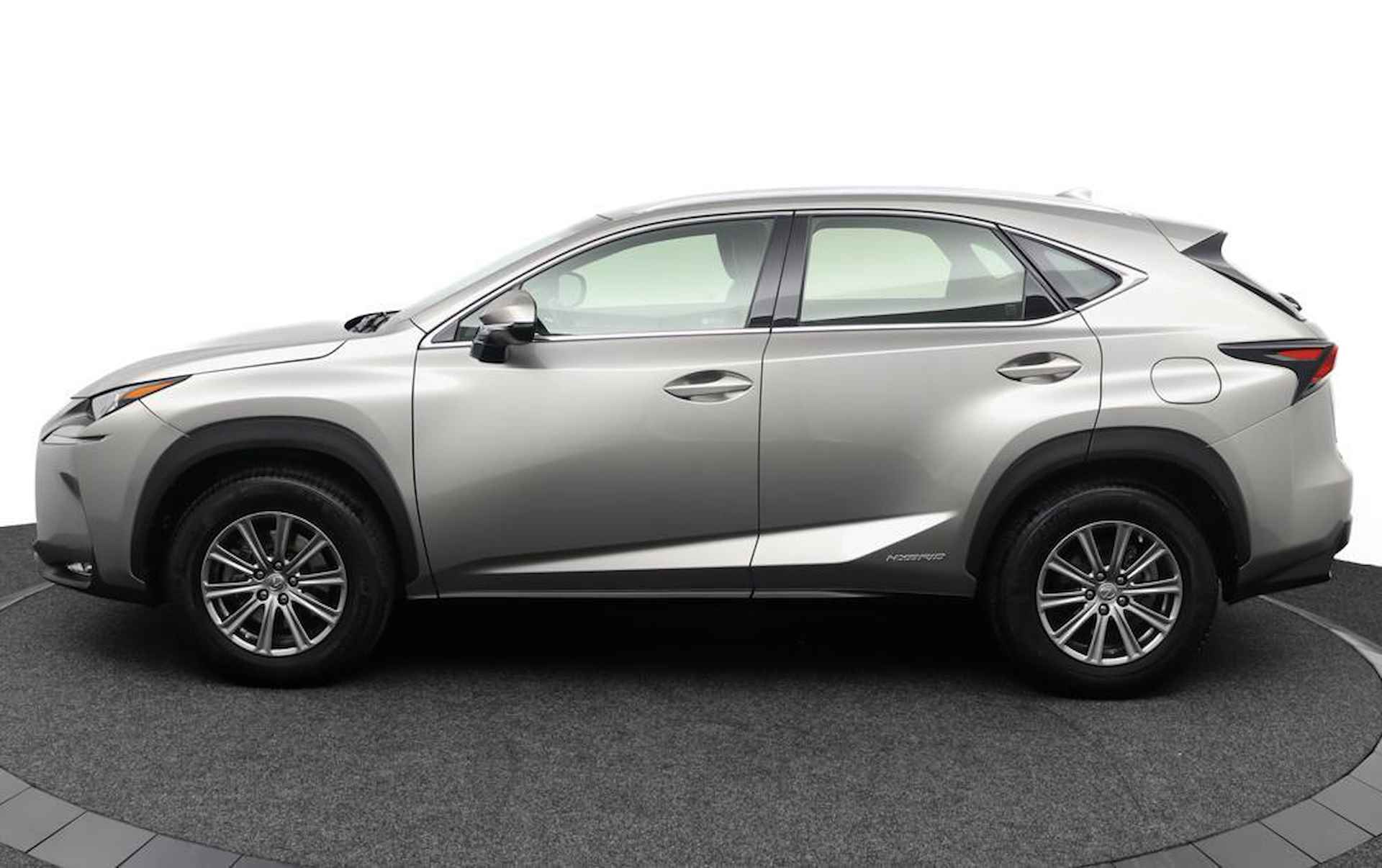 Lexus NX 300h AWD Business Line | Lederen bekleding| Regensensor | Stoelverwarming | Trekhaak - 3/50