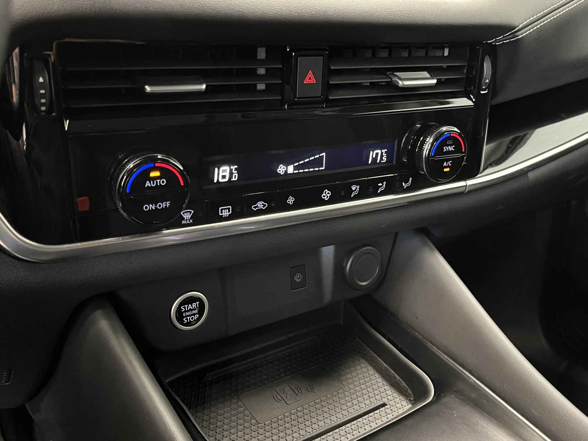 Nissan QASHQAI 1.3 MHEV Xtronic N-Connecta AUTOMAAT | NIEUW MODEL | NAVIGATIE | COMPLETE SUV! - 26/45