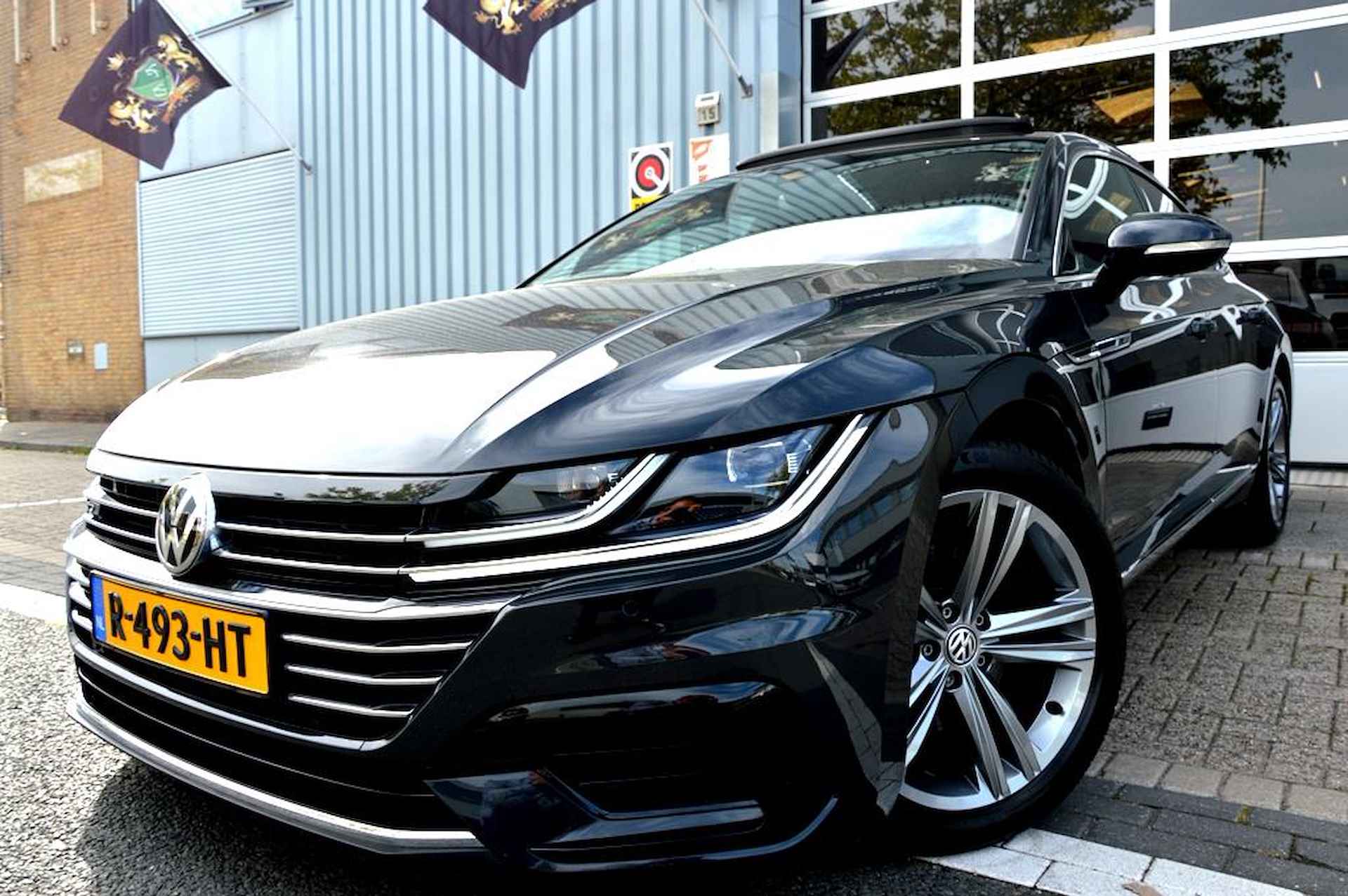 Volkswagen ARTEON 2.0 TSI R-Line CAMERA/LMV18/NAVI/LEER/PANO - 4/44