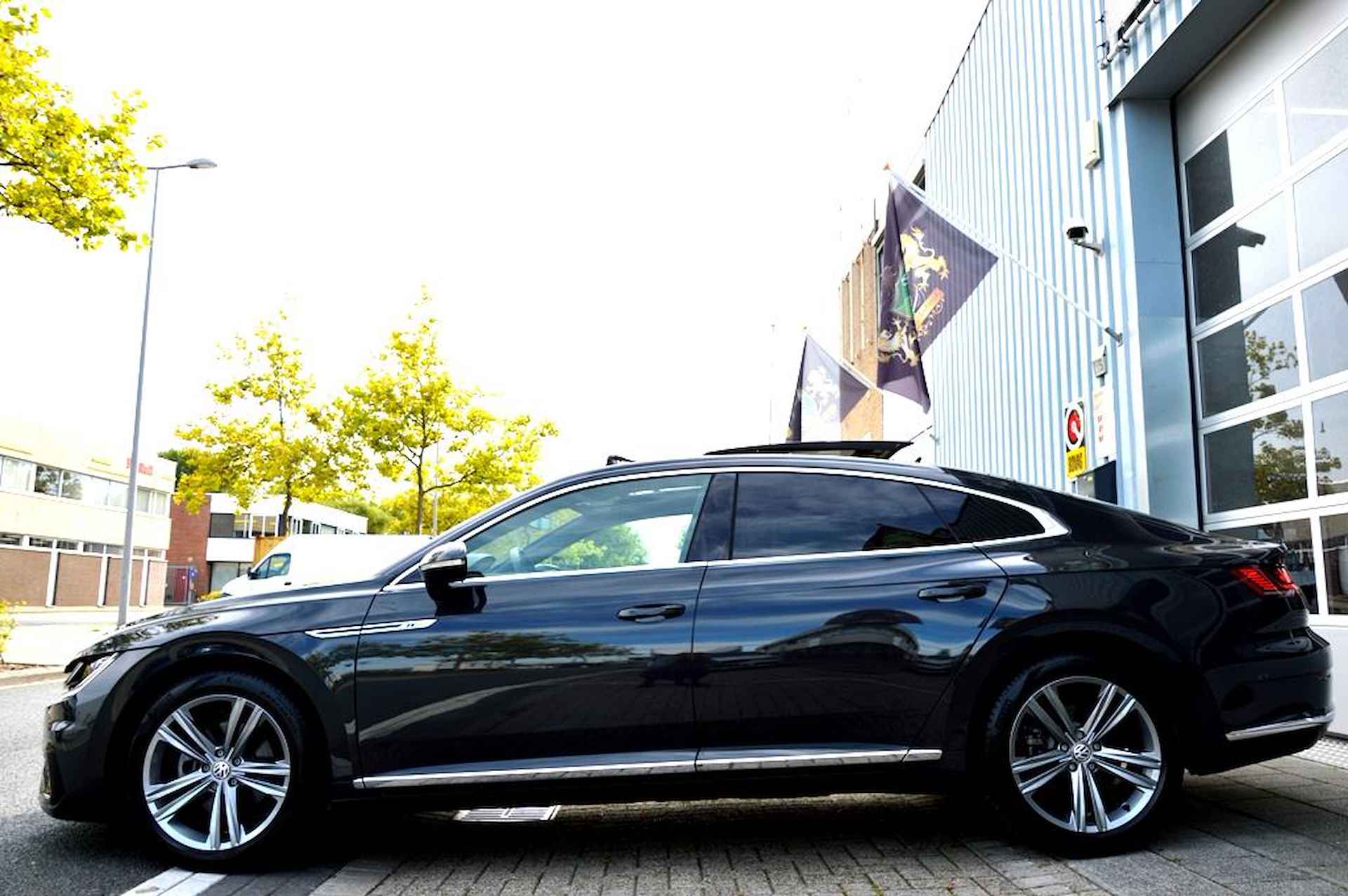 Volkswagen ARTEON 2.0 TSI R-Line CAMERA/LMV18/NAVI/LEER/PANO - 19/44