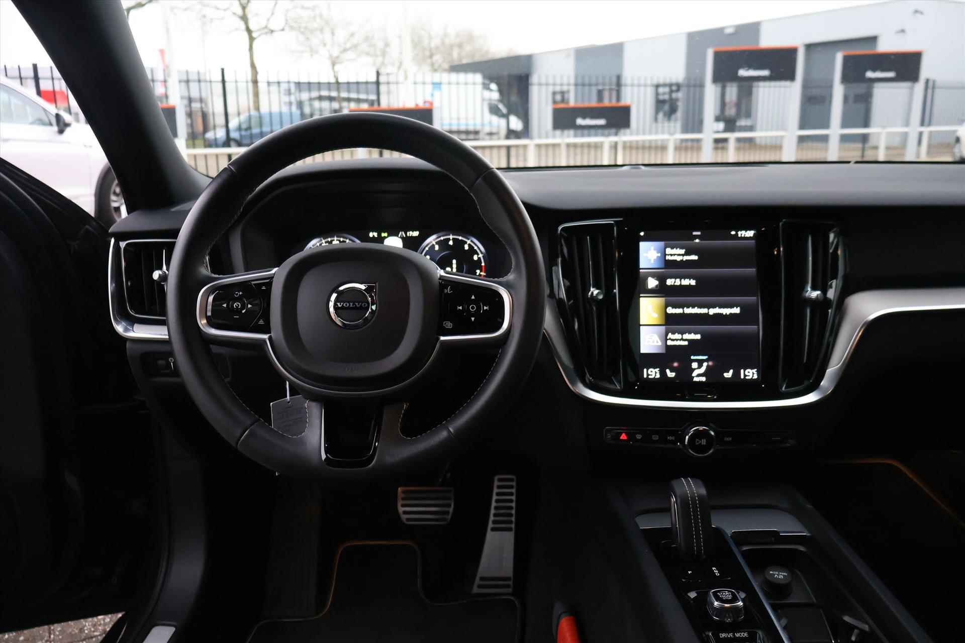 Volvo V60 B3 R-Design 163pk Geartronic | Carplay | Keyless | Camera | Stoelverwarming | LED | Navi | Memory - 5/24