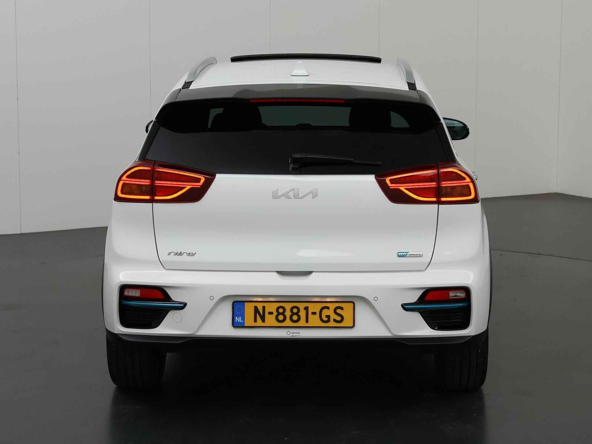 Kia e-Niro DynamicPlusLine 64 kWh | Panoramadak | Stoel/Stuurwielverwarming | Adaptieve Cruise Control | Keyless Go | LED Koplampen - 5/42