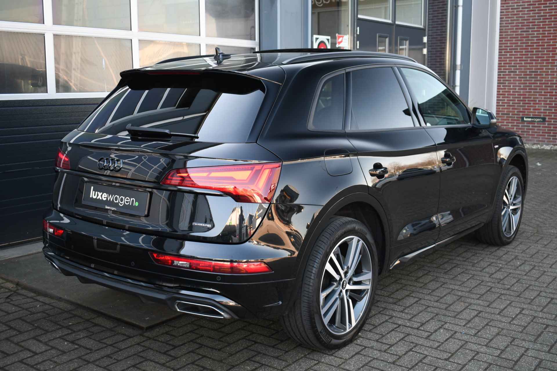 Audi Q5 50 TFSI e S-Line Pano Trekh ACC Massage Optic-black - 41/80